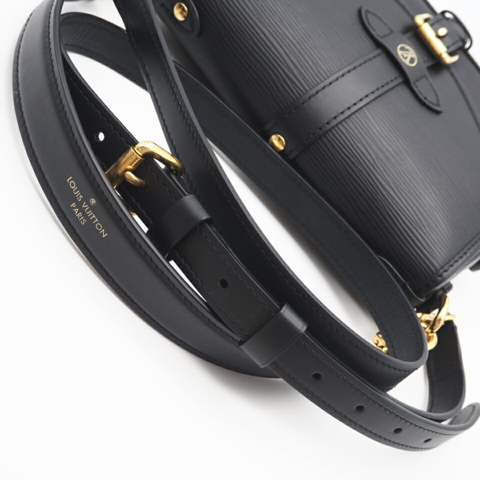 Louis Vuitton Black Shoulder Bag (Pre-Owned)