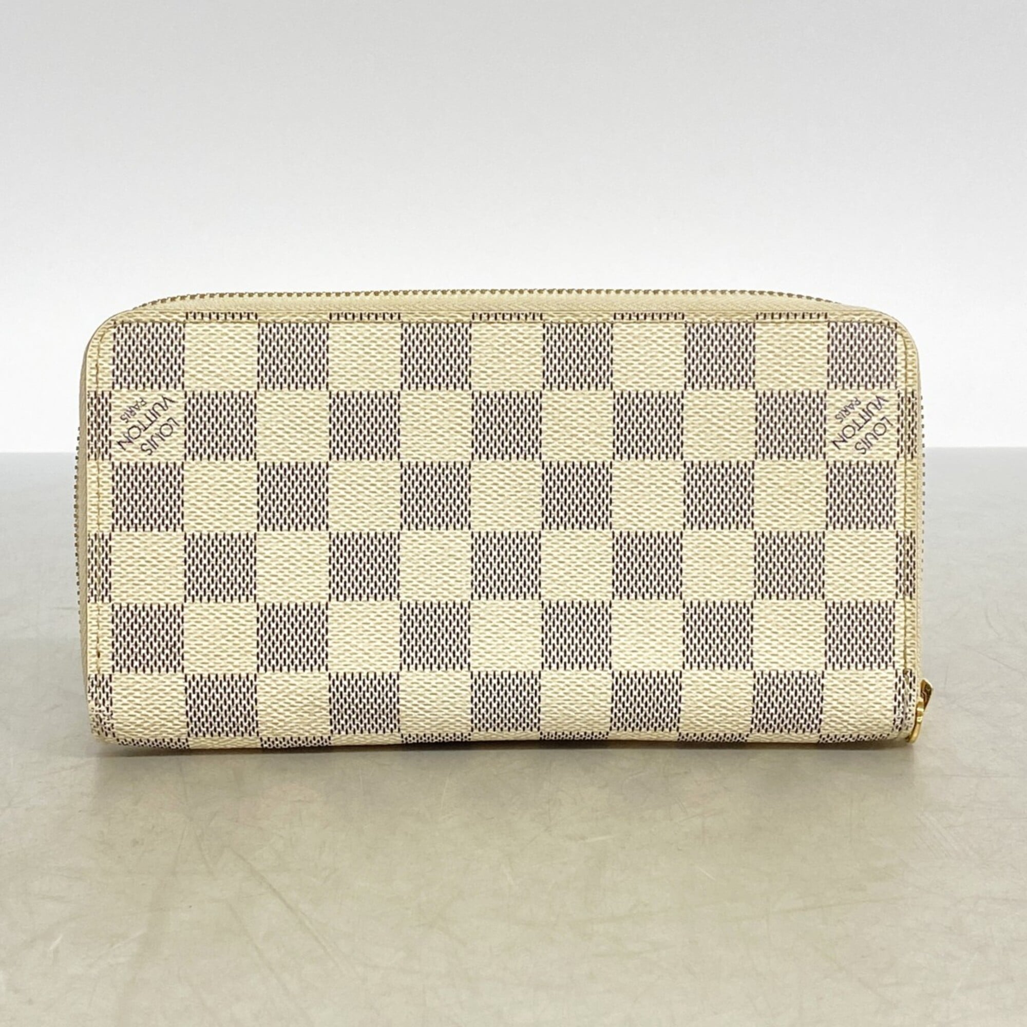 Louis Vuitton White Long Wallet (Bi-Fold) (Pre-Owned)