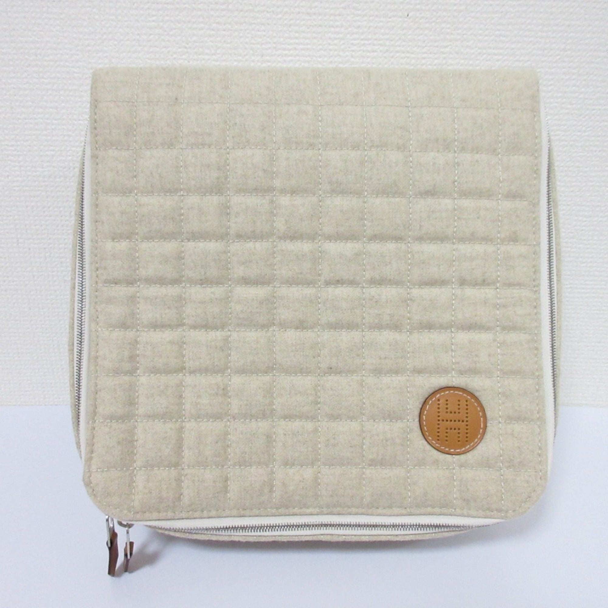 Hermes Grayish Wool 95% Cashmere 5% Handbag Pouch (Pre-Owned)