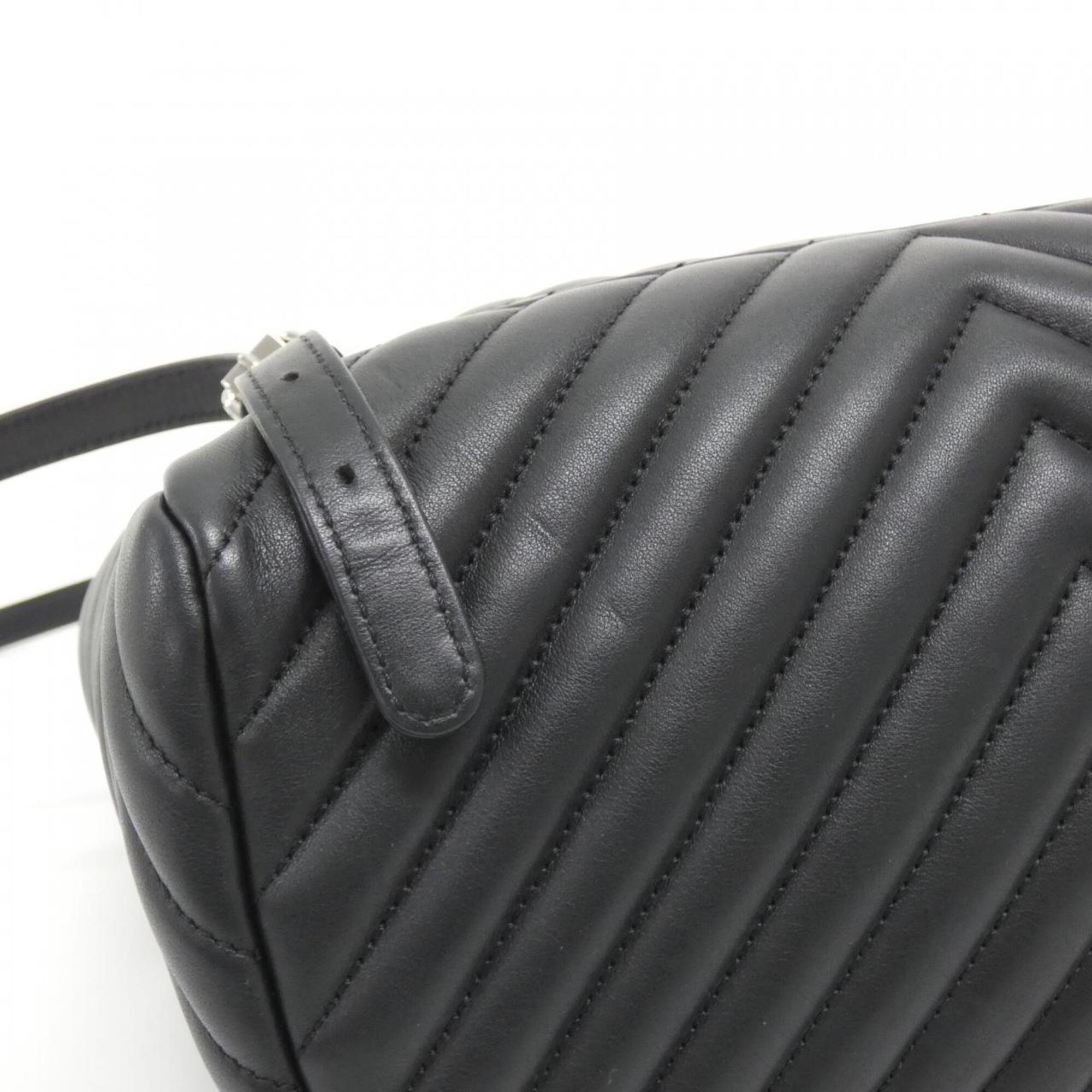 Chanel Black Leather Backpack (Pre-Owned)