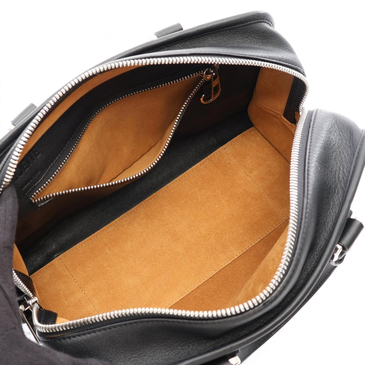 Loewe Black Leather Handbag (Pre-Owned)