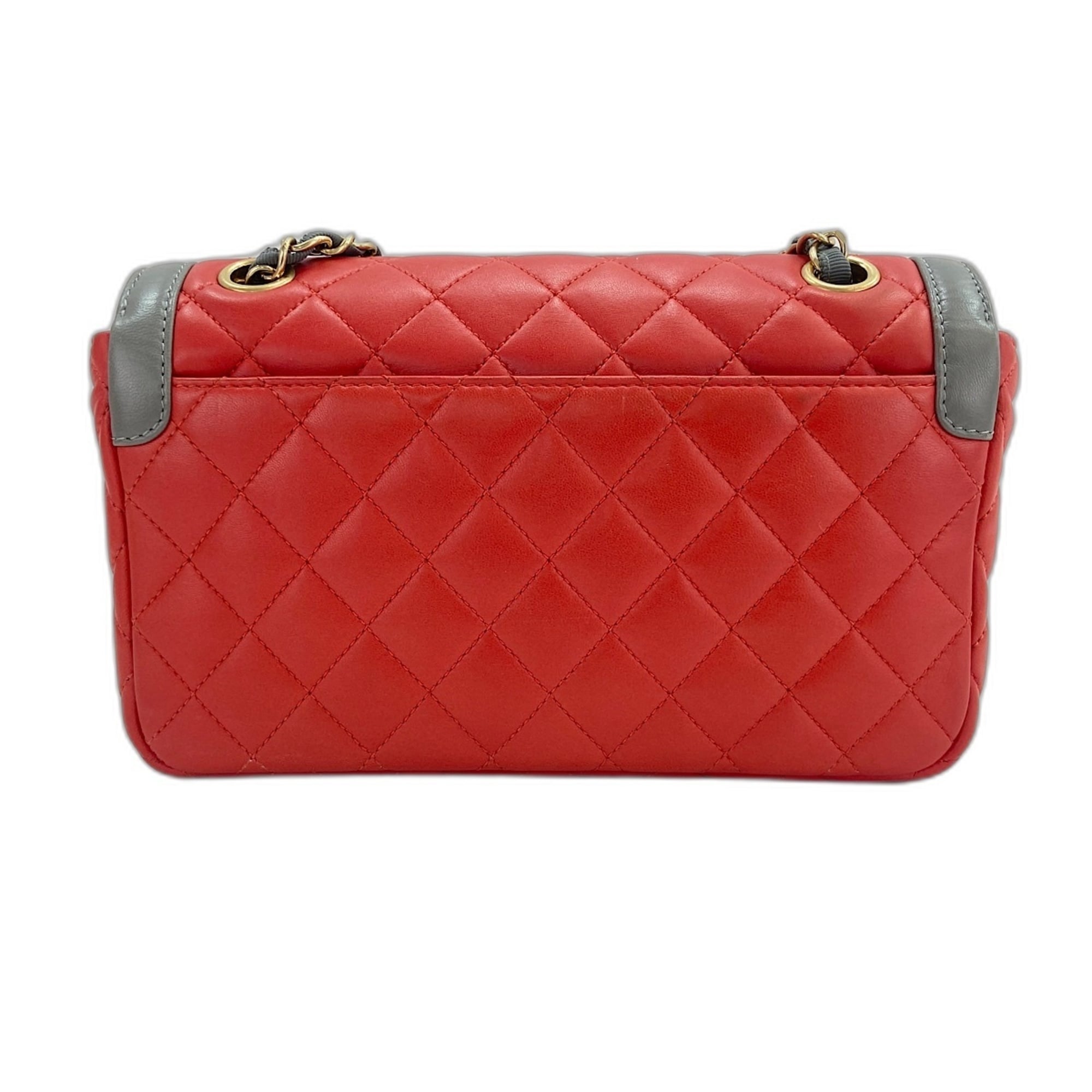 Chanel Red Color Shoulder Bag (Pre-Owned)