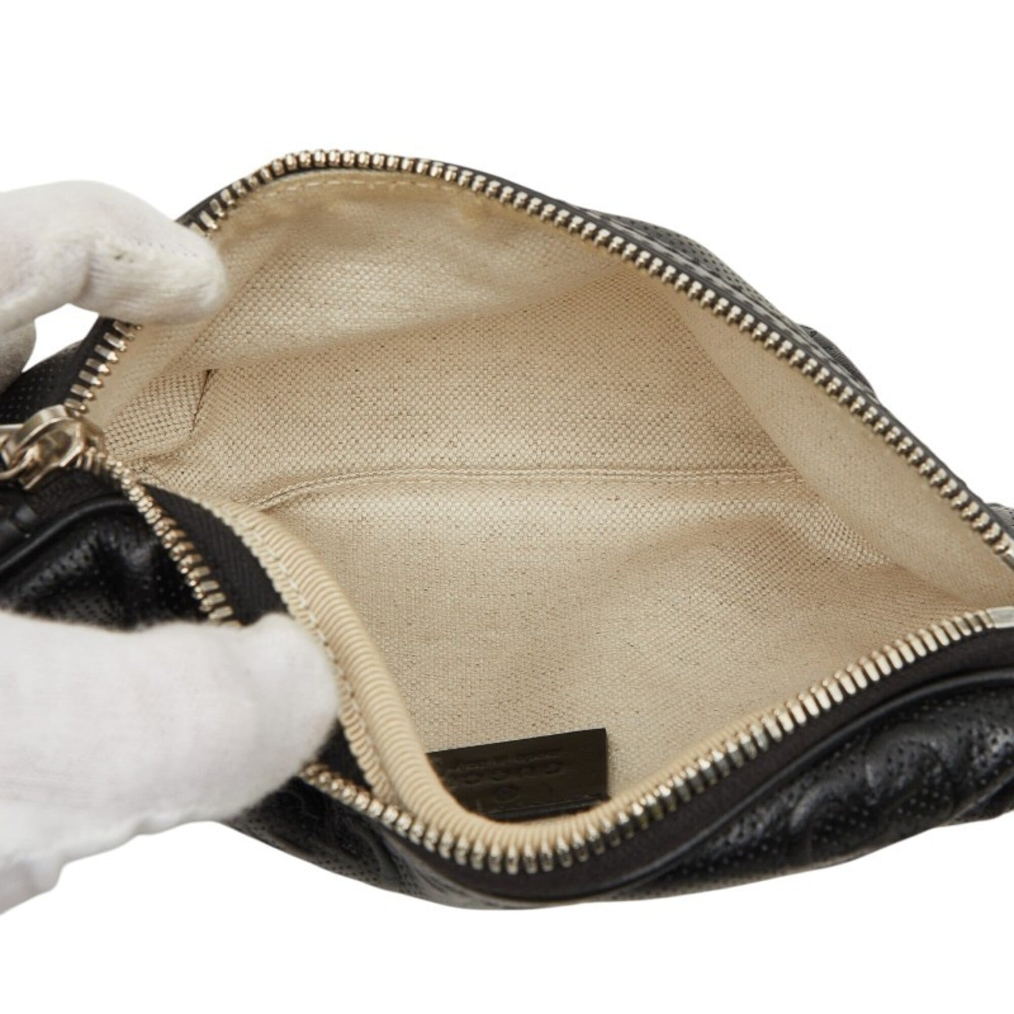 Gucci Black Leather Fanny Pack Sling Bag (Pre-Owned)