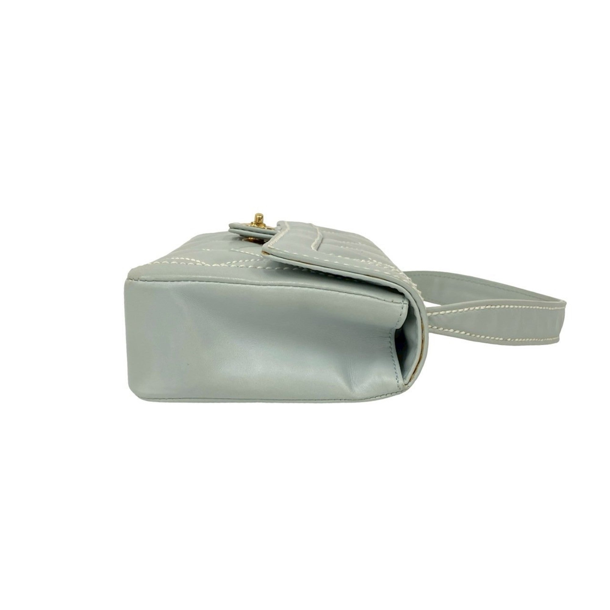Chanel Blue Leather Handbag (Pre-Owned)