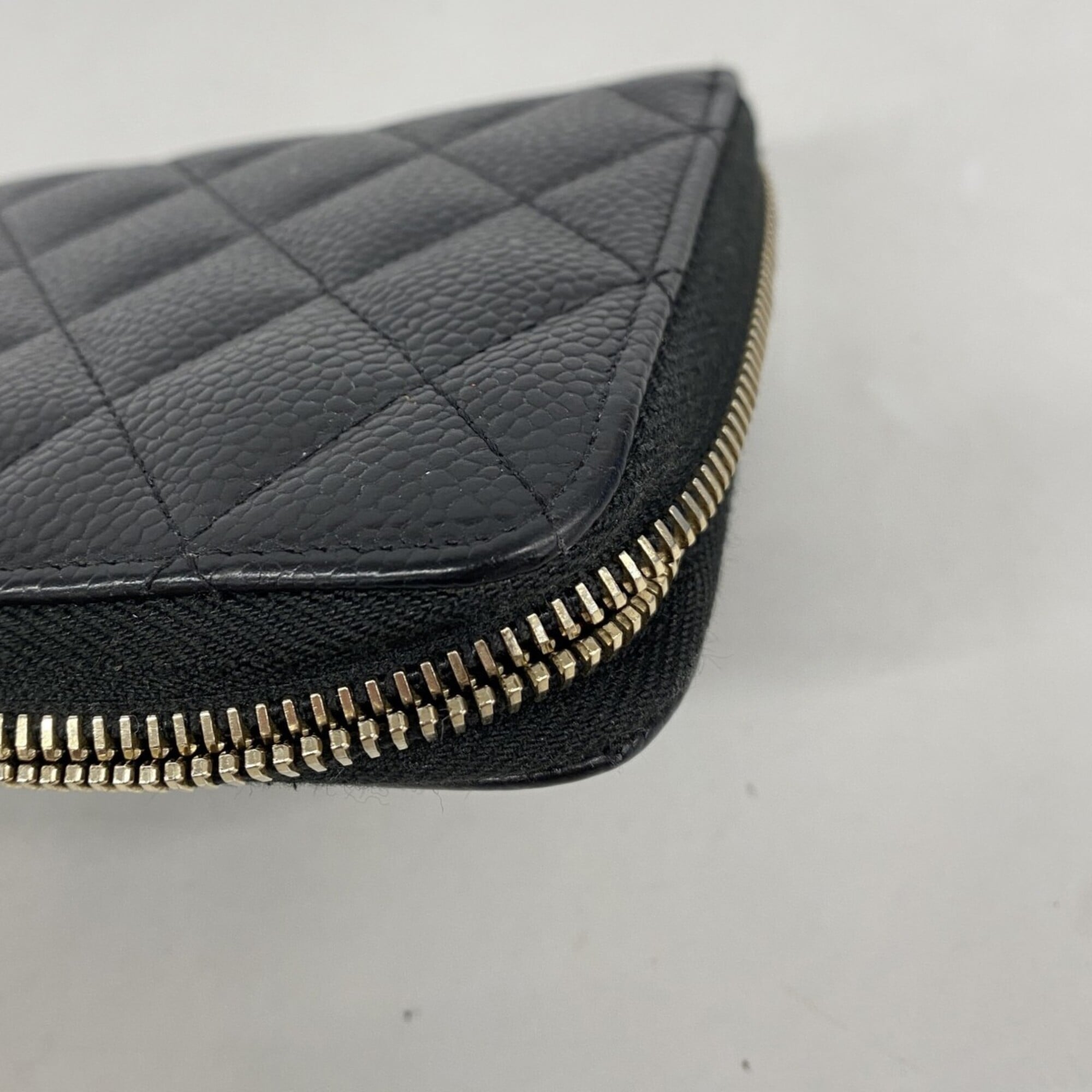 Chanel Black Grained Calfskin Long Wallet (Bi-Fold) (Pre-Owned)