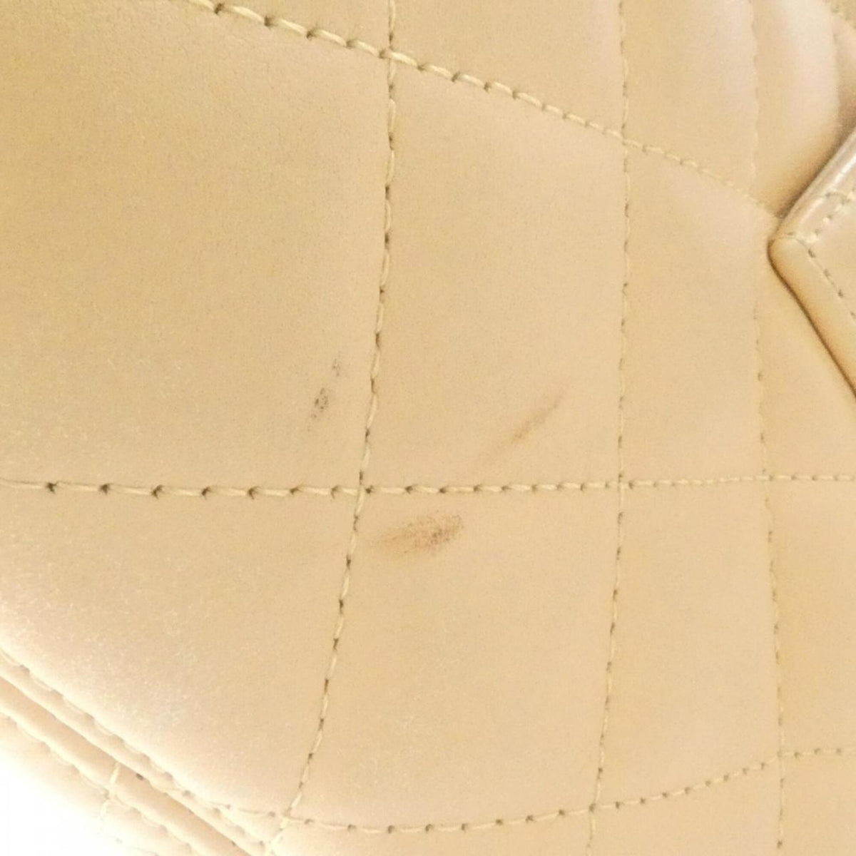 Chanel Ligne Cambon Beige Black Leather Handbag (Pre-Owned)