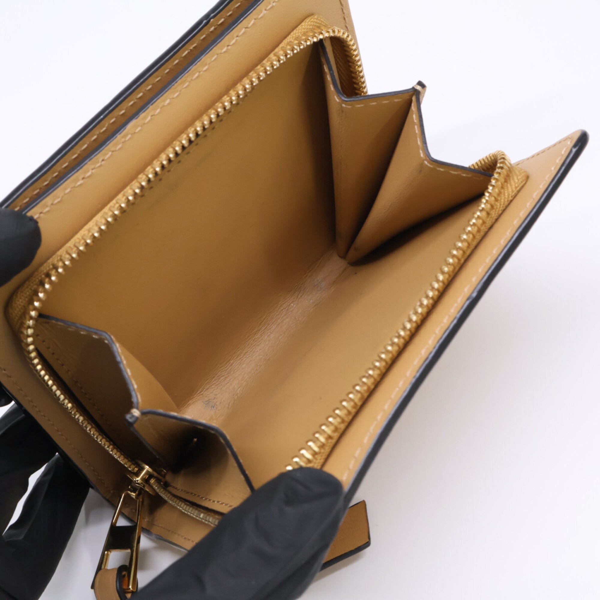 Loewe Beige Leather Wallet (Bi-Fold) (Pre-Owned)