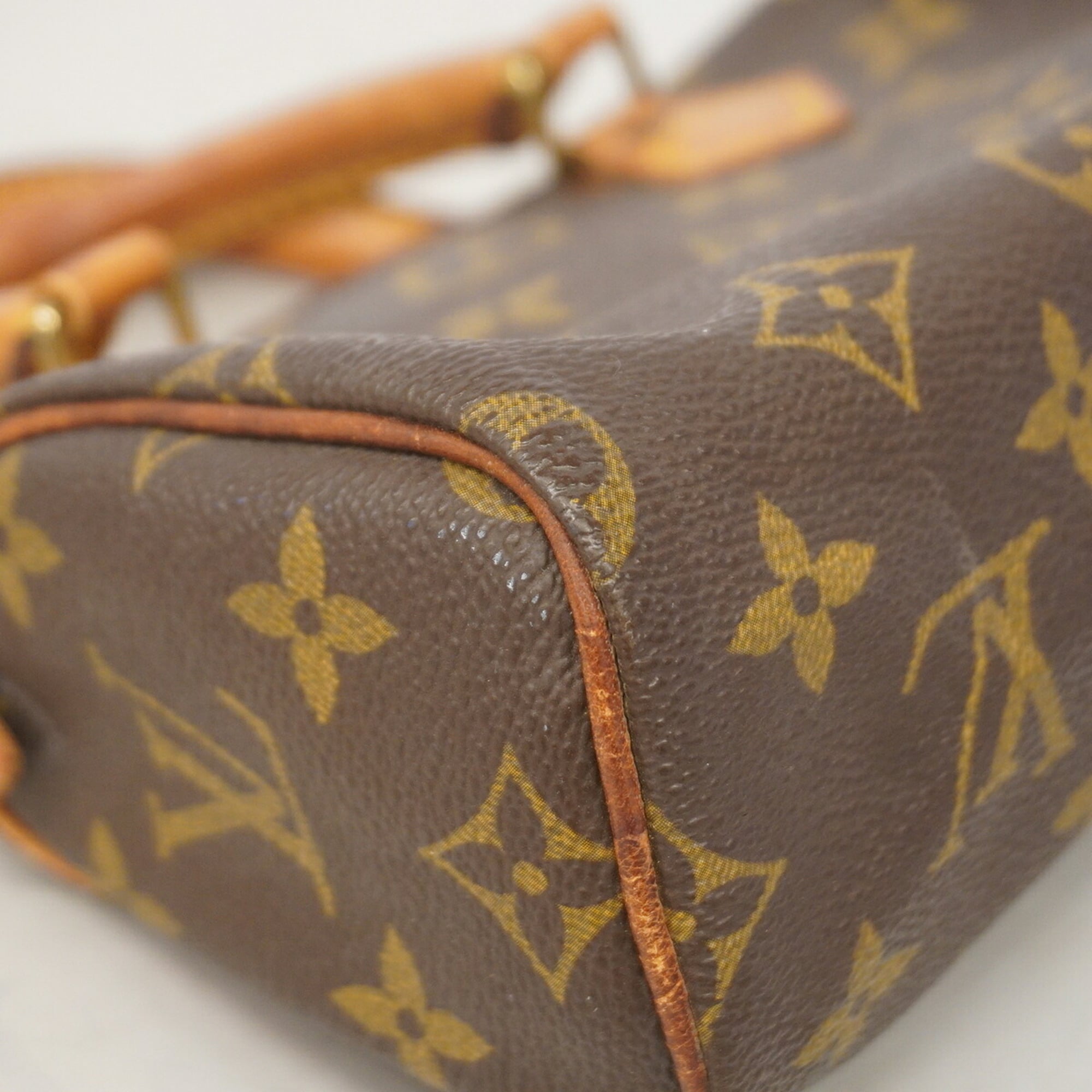 Louis Vuitton Brown Handbag (Pre-Owned)