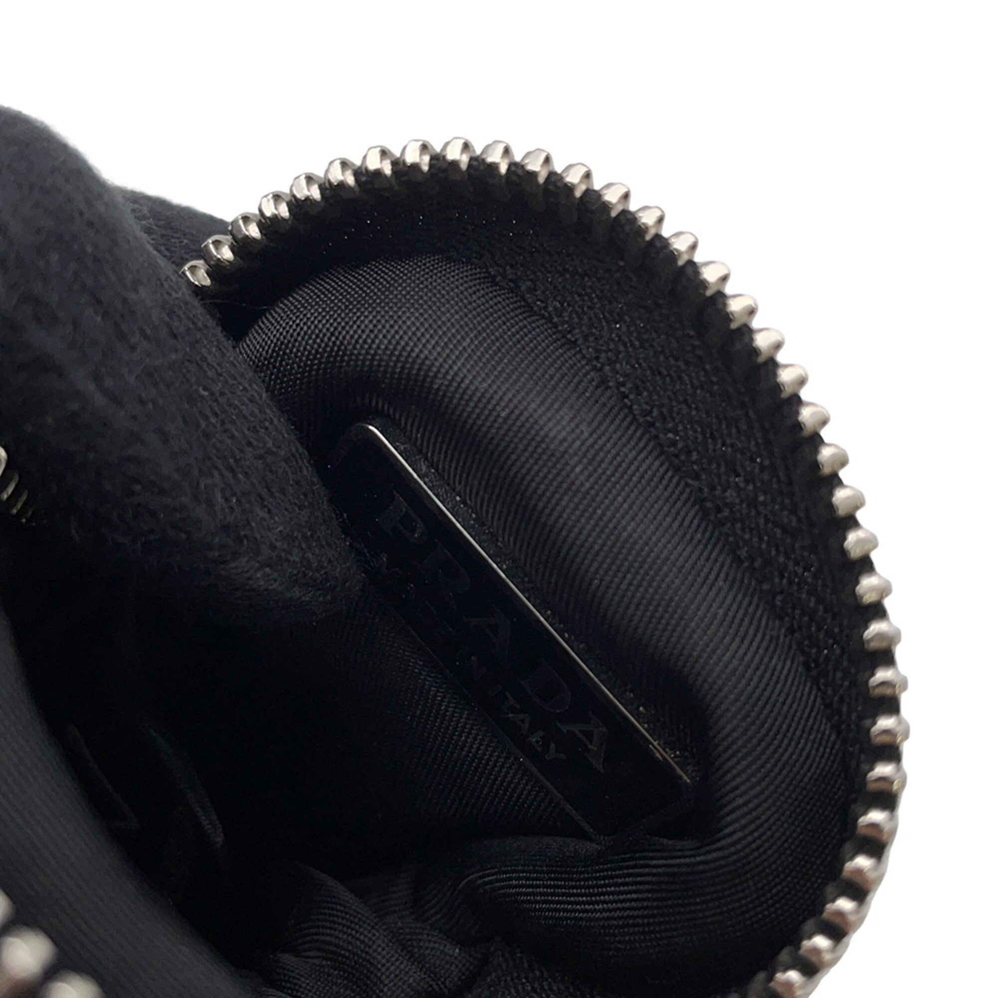 Prada Black Nylon Handbag (Pre-Owned)