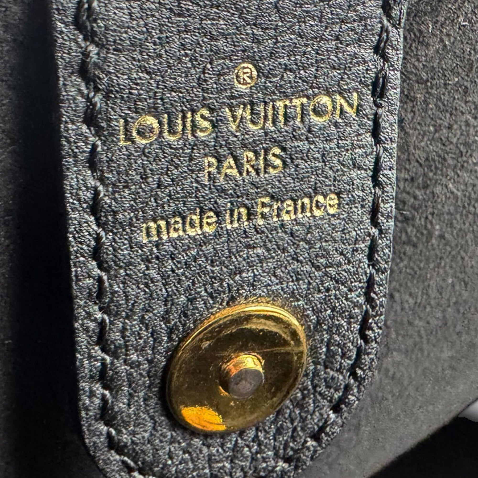 Louis Vuitton Black Leather Handbag Shoulder Bag (Pre-Owned)