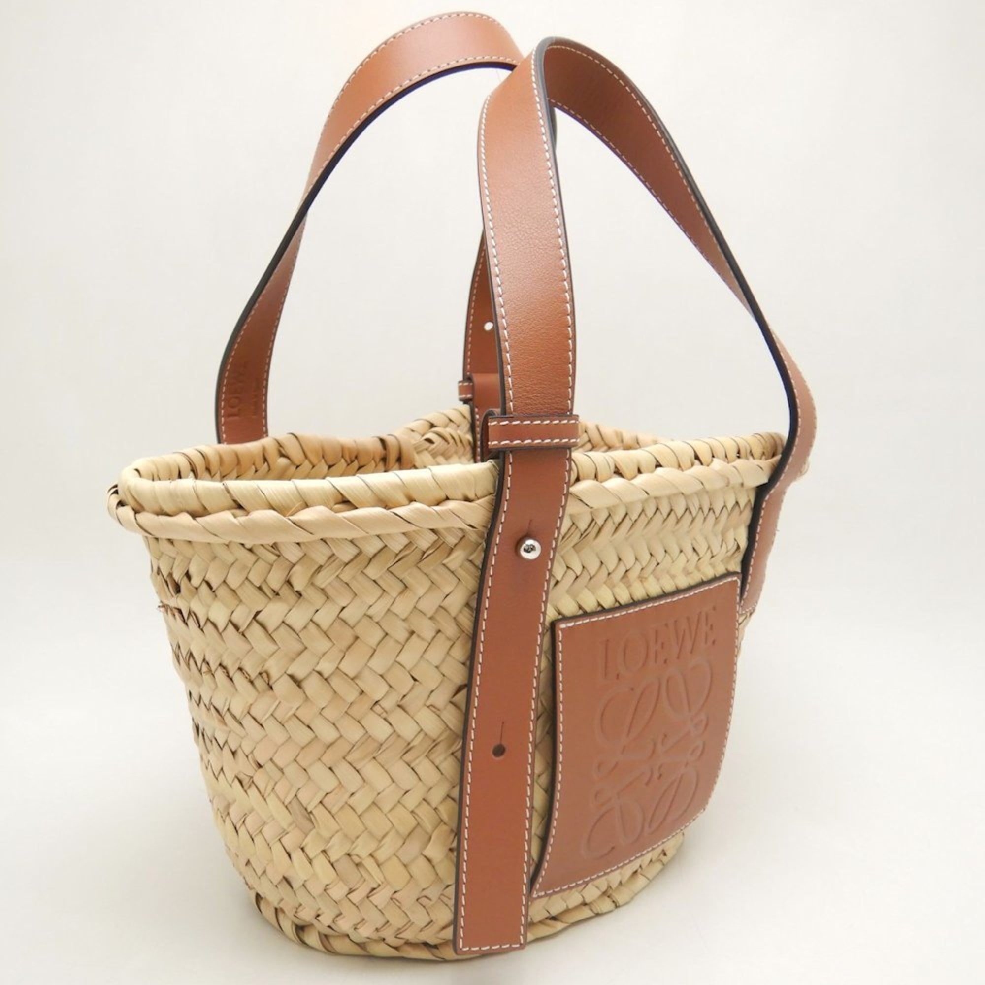 Loewe Camel Straw Leather Basket Handbag (Pre-Owned)