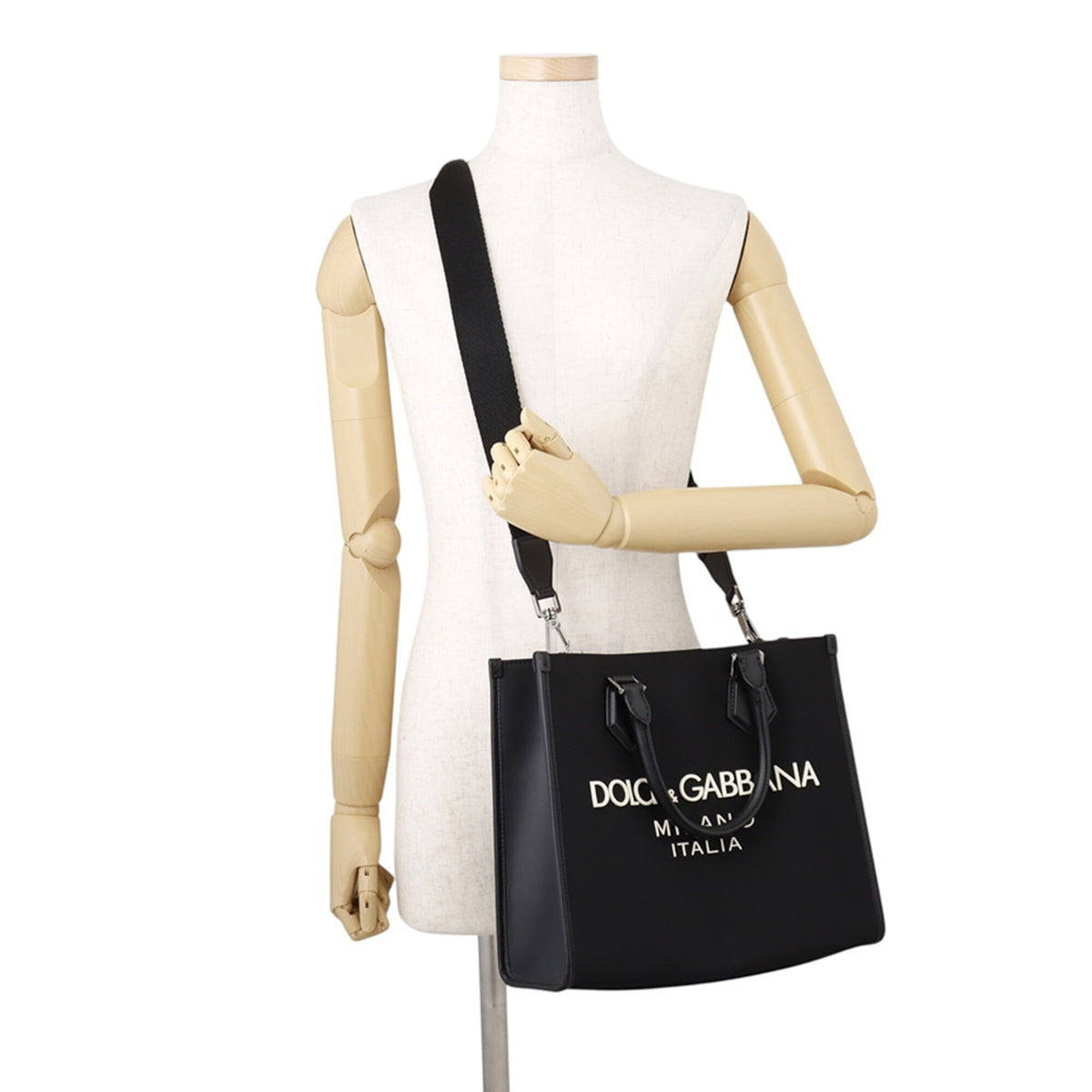 Dolce & Gabbana Black Nylon Handbag Tote Bag (Pre-Owned)