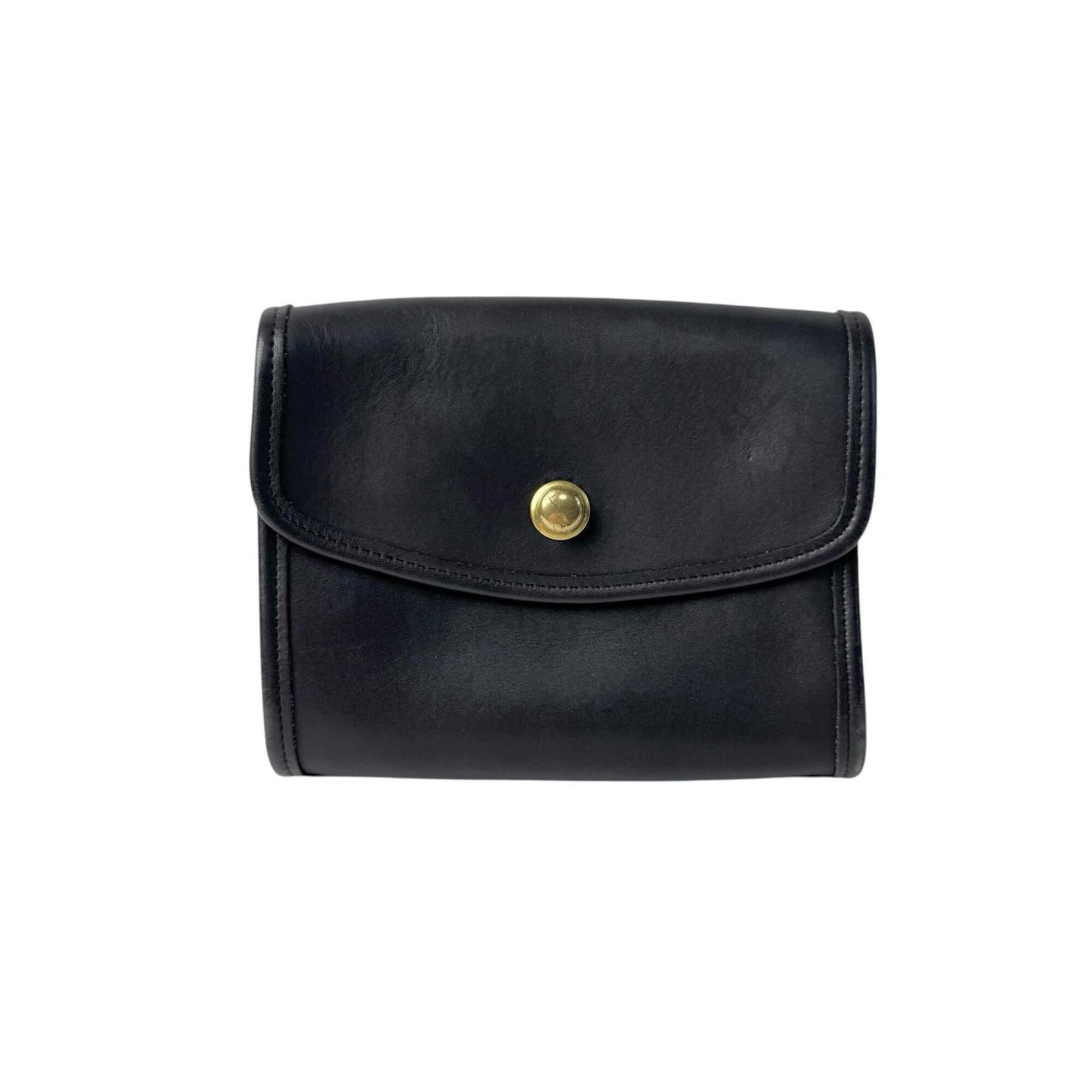 Coach Black Leather Shoulder Bag (Pre-Owned)