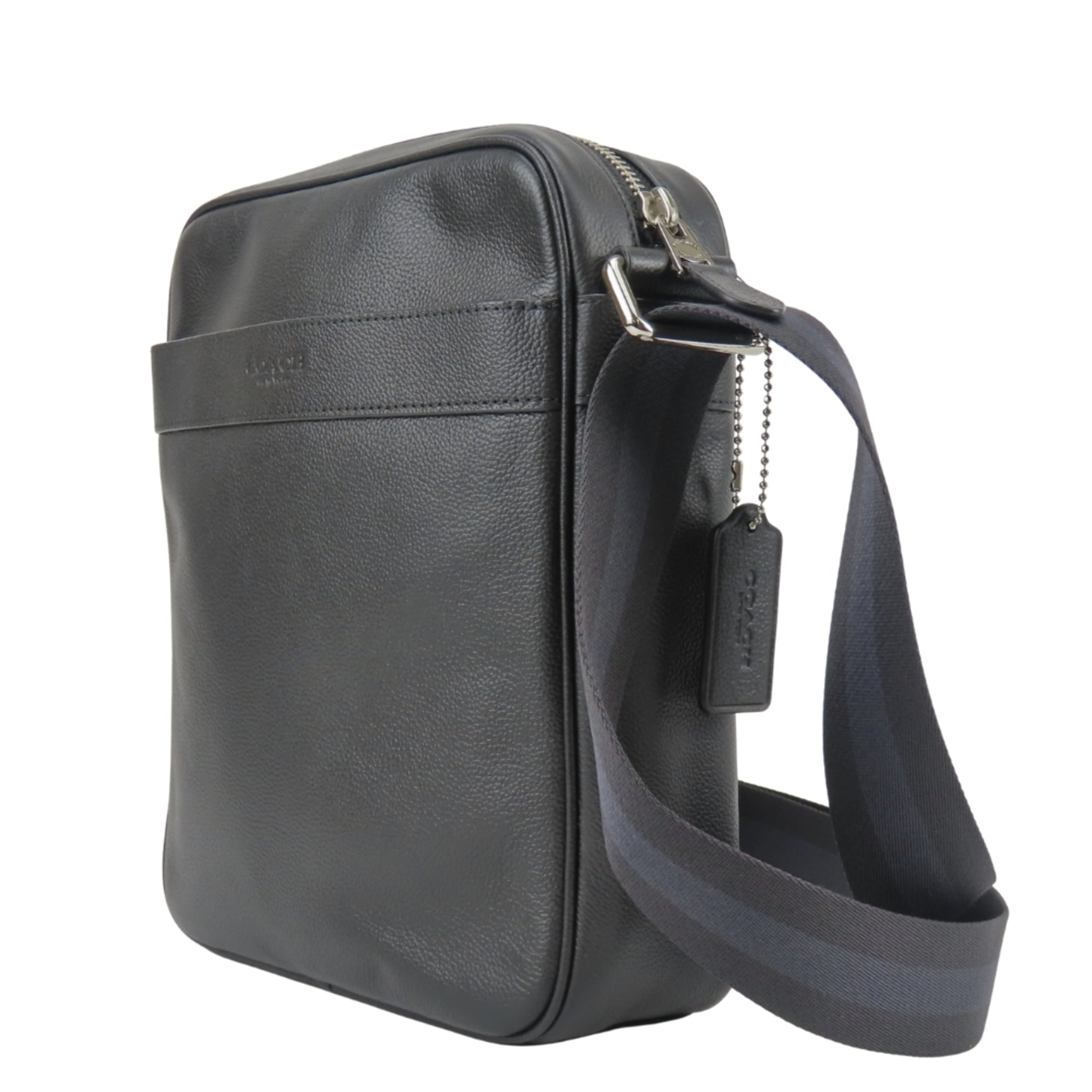 Coach Black Leather Shoulder Bag (Pre-Owned)