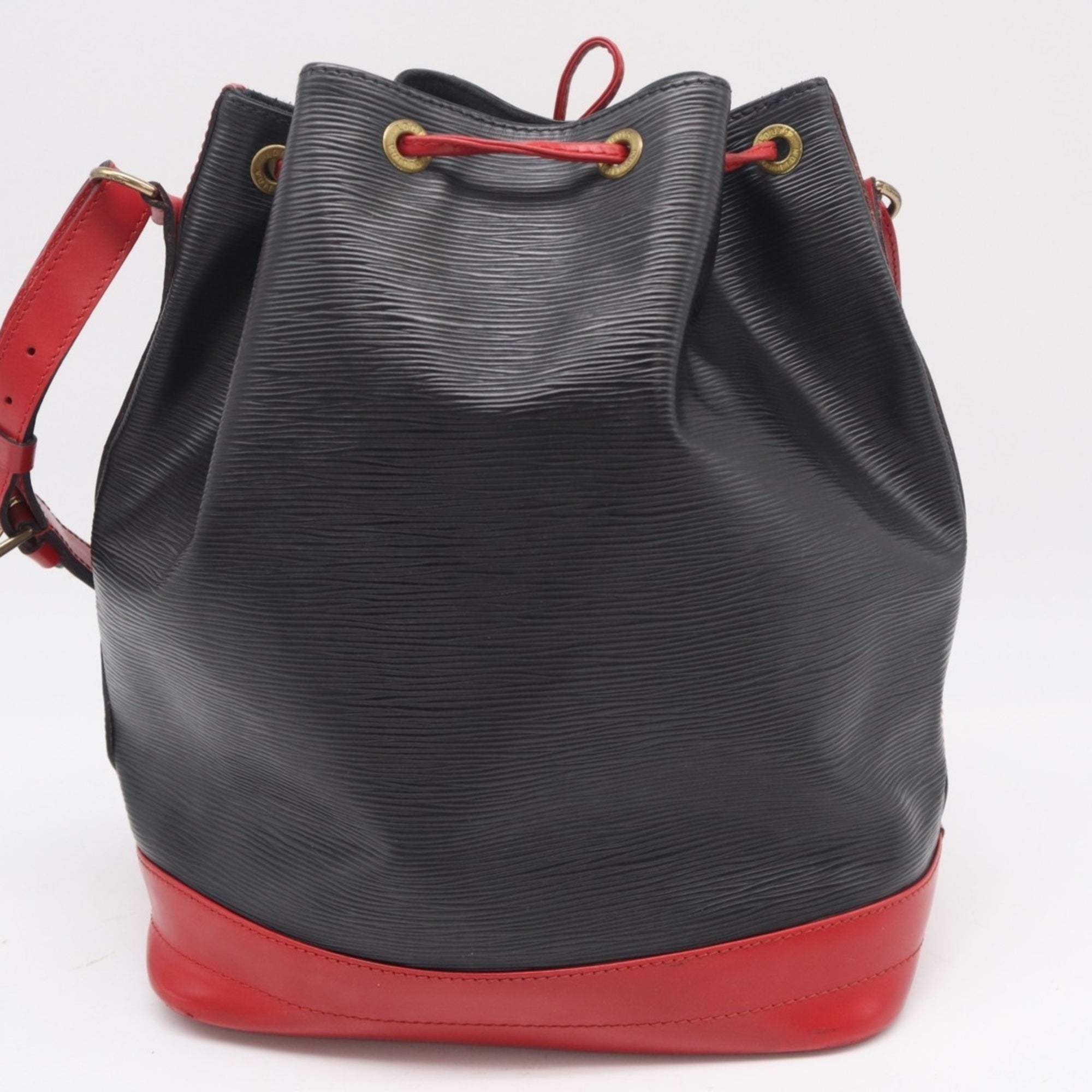 Louis Vuitton Black Castilian Red Noir Leather Shoulder Bag (Pre-Owned)
