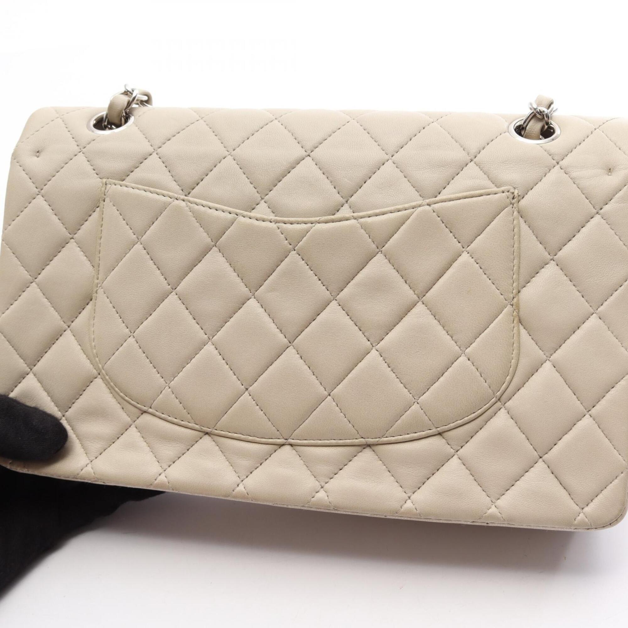 Chanel Gray Leather Handbag Shoulder Bag (Pre-Owned)