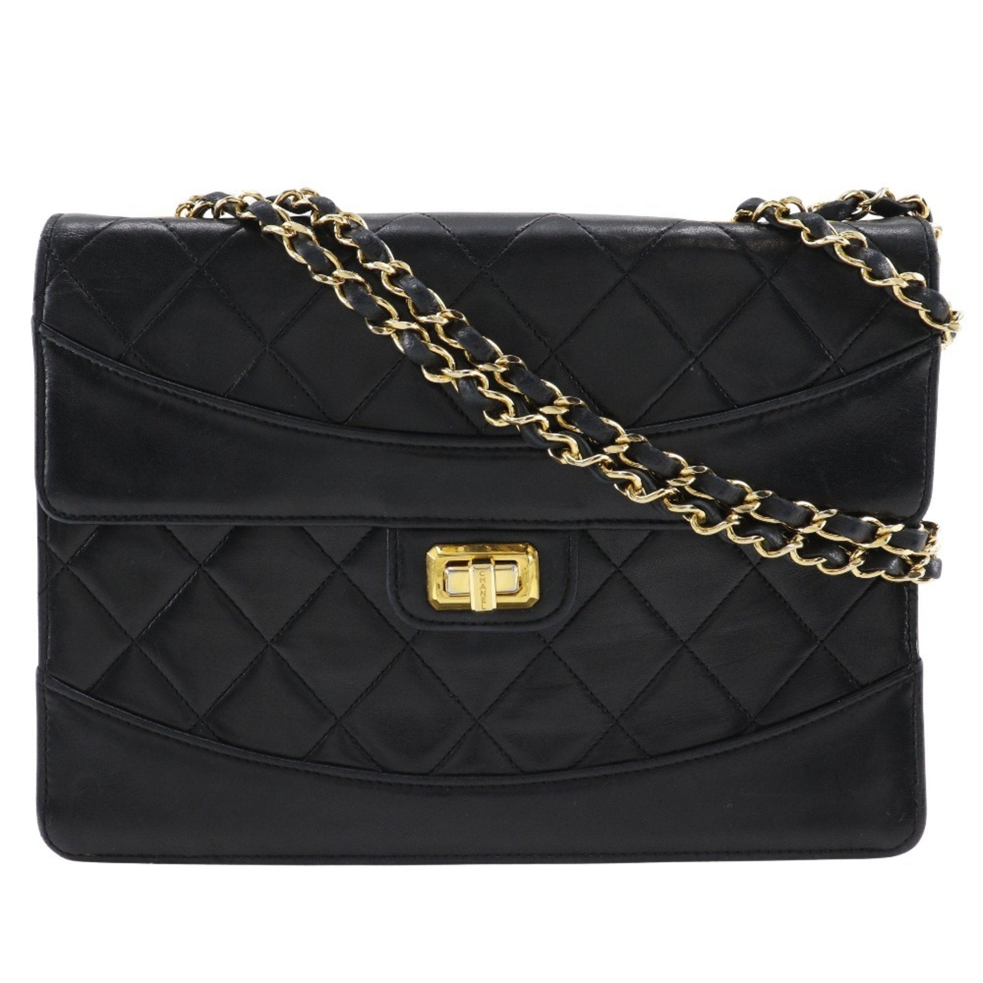 Chanel Black Leather Shoulder Bag (Pre-Owned)