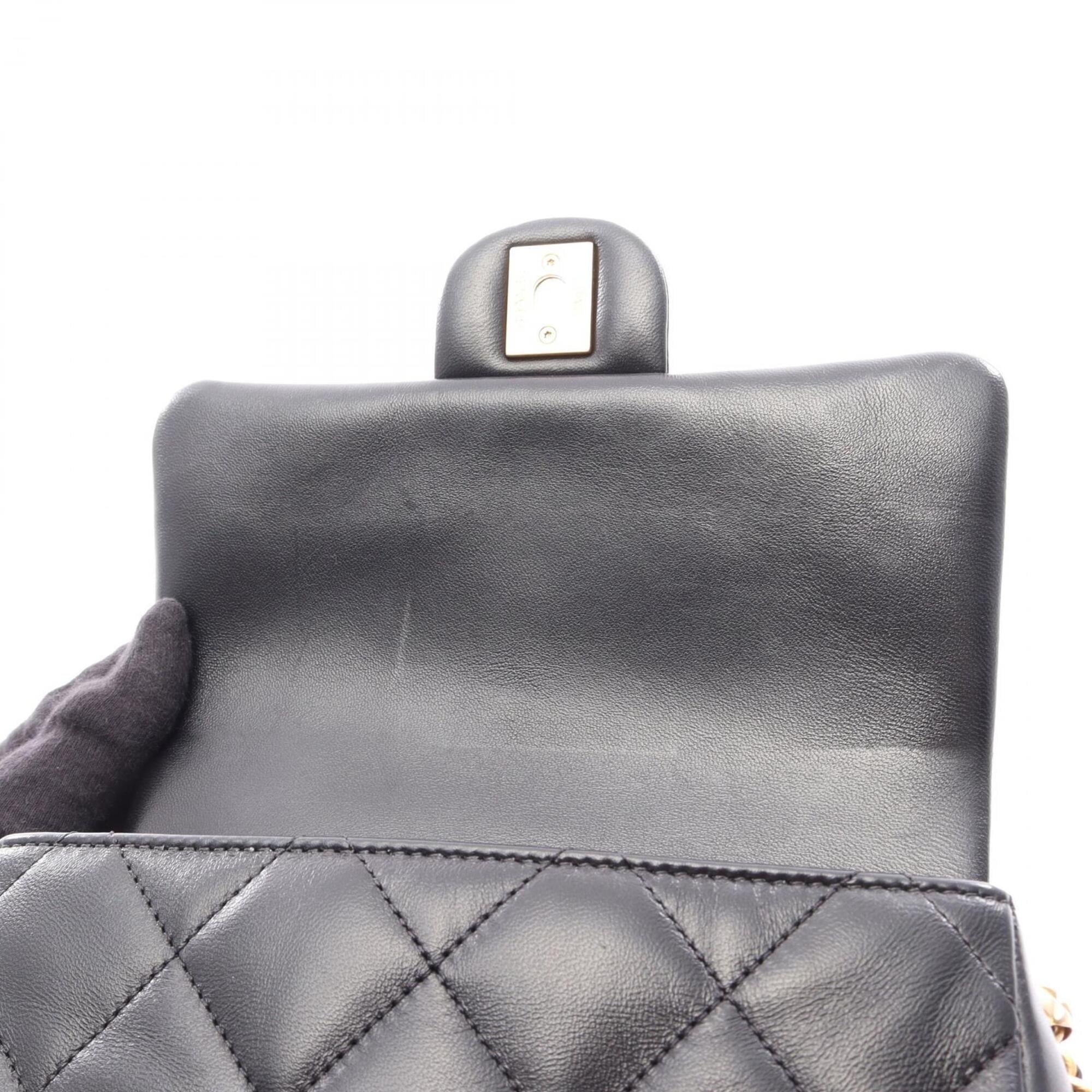Chanel Black Leather Handbag Shoulder Bag (Pre-Owned)