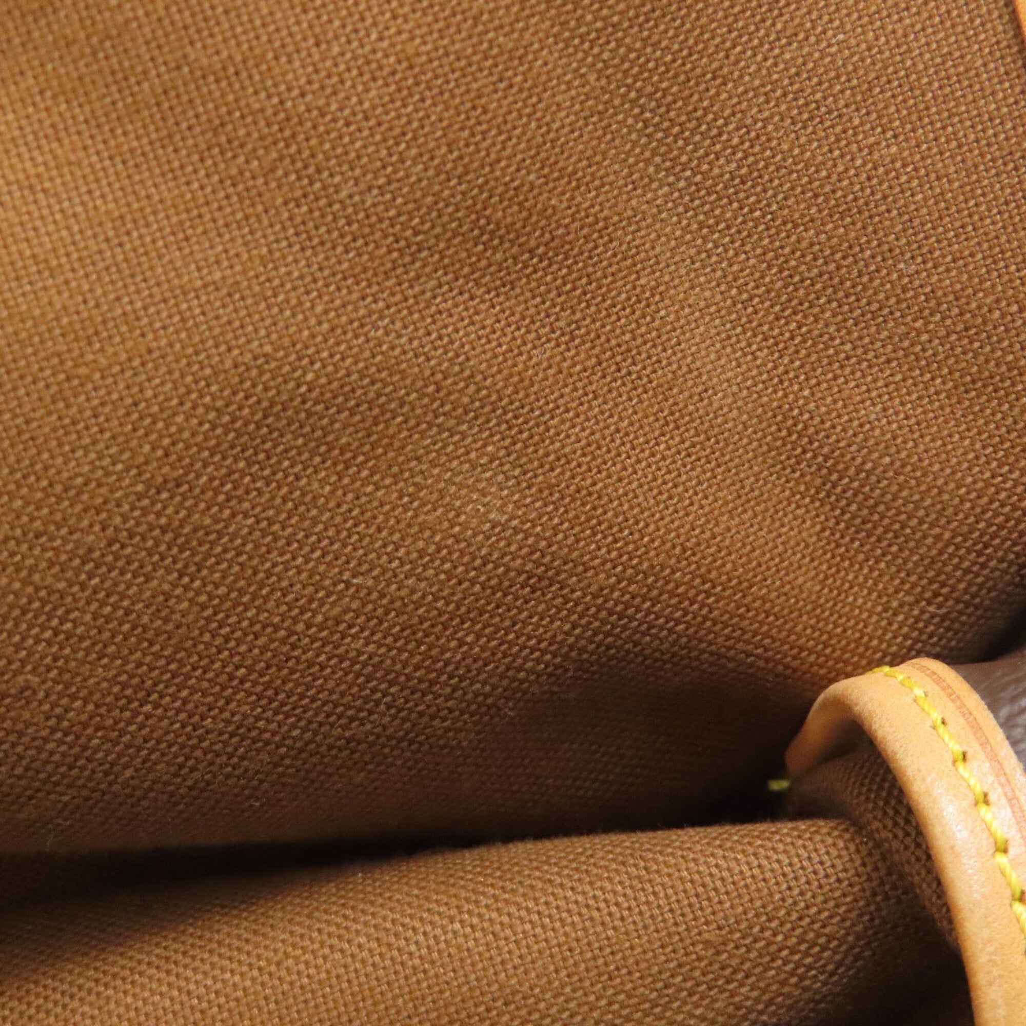 Louis Vuitton Monogram Canvas Shoulder Bag (Pre-Owned)