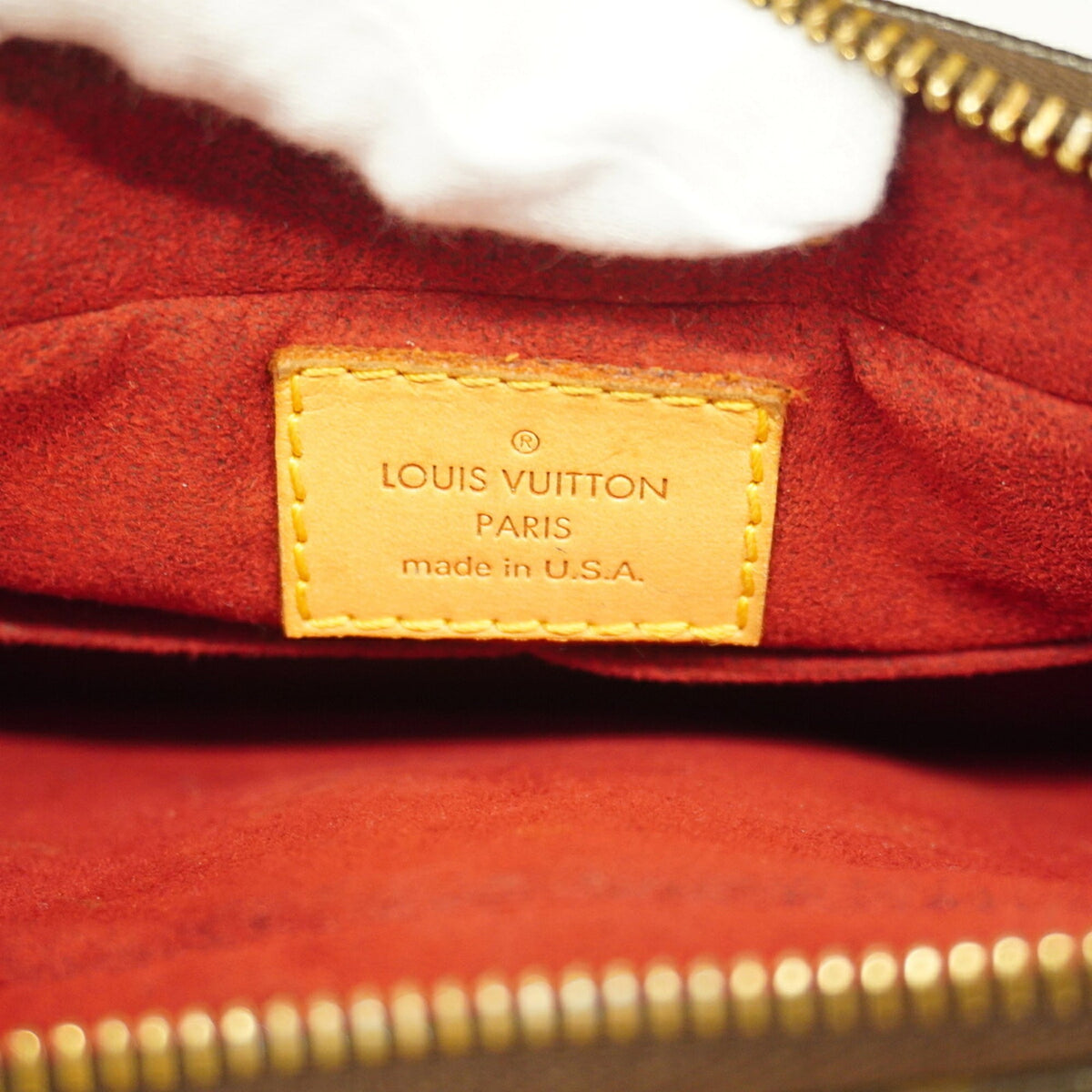 Louis Vuitton Brown Shoulder Bag (Pre-Owned)