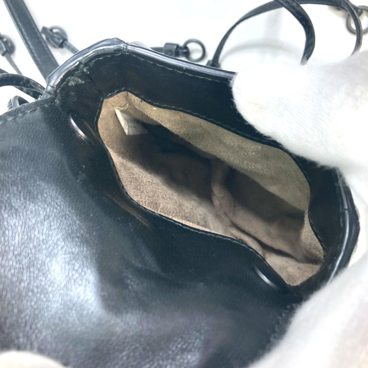 Bottega Veneta Black Leather Shoulder Bag (Pre-Owned)