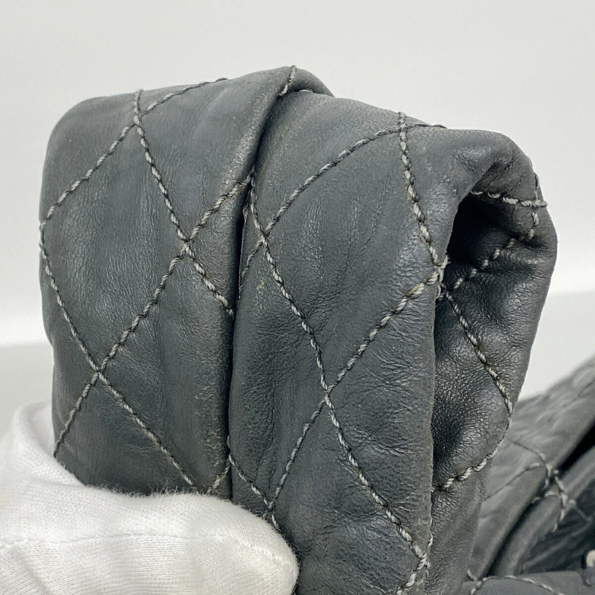 Chanel Dark Green Leather Tote Bag (Pre-Owned)