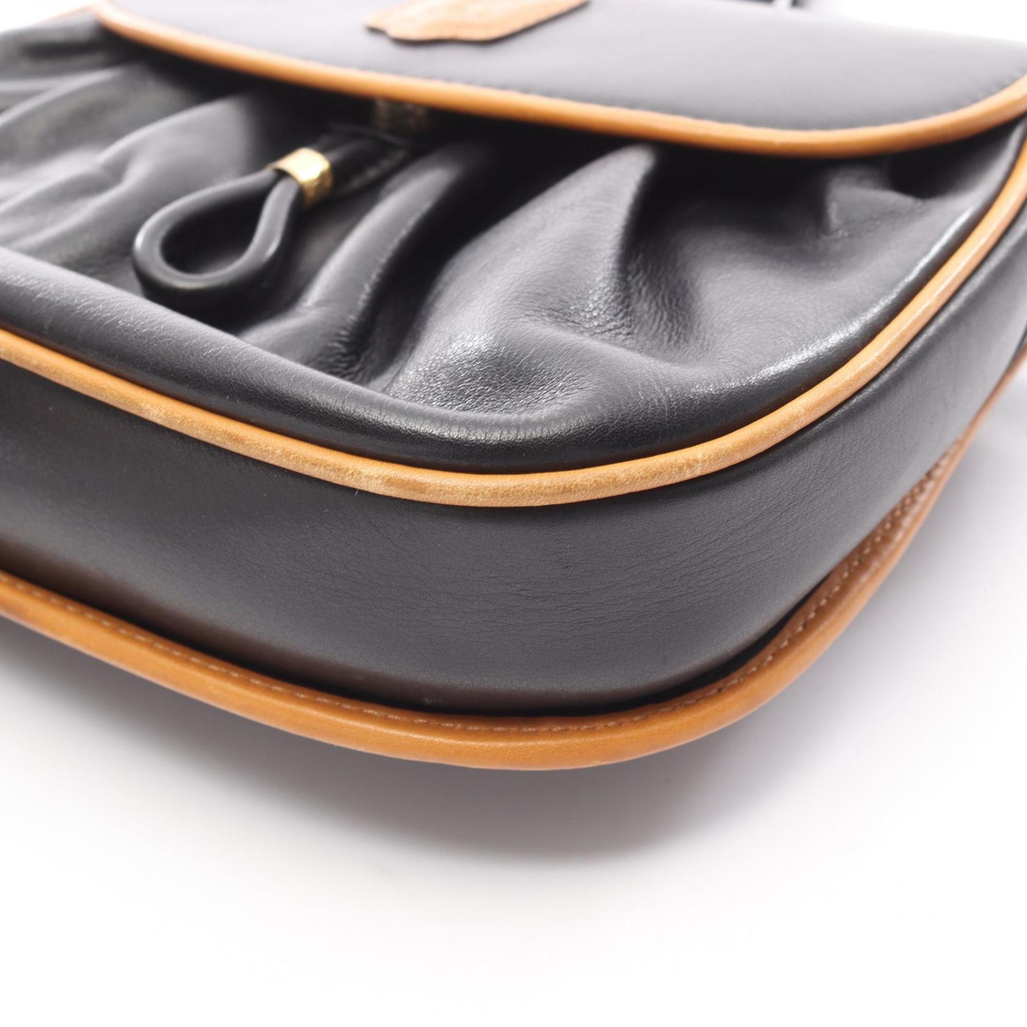 Celine Black Leather Shoulder Bag (Pre-Owned)