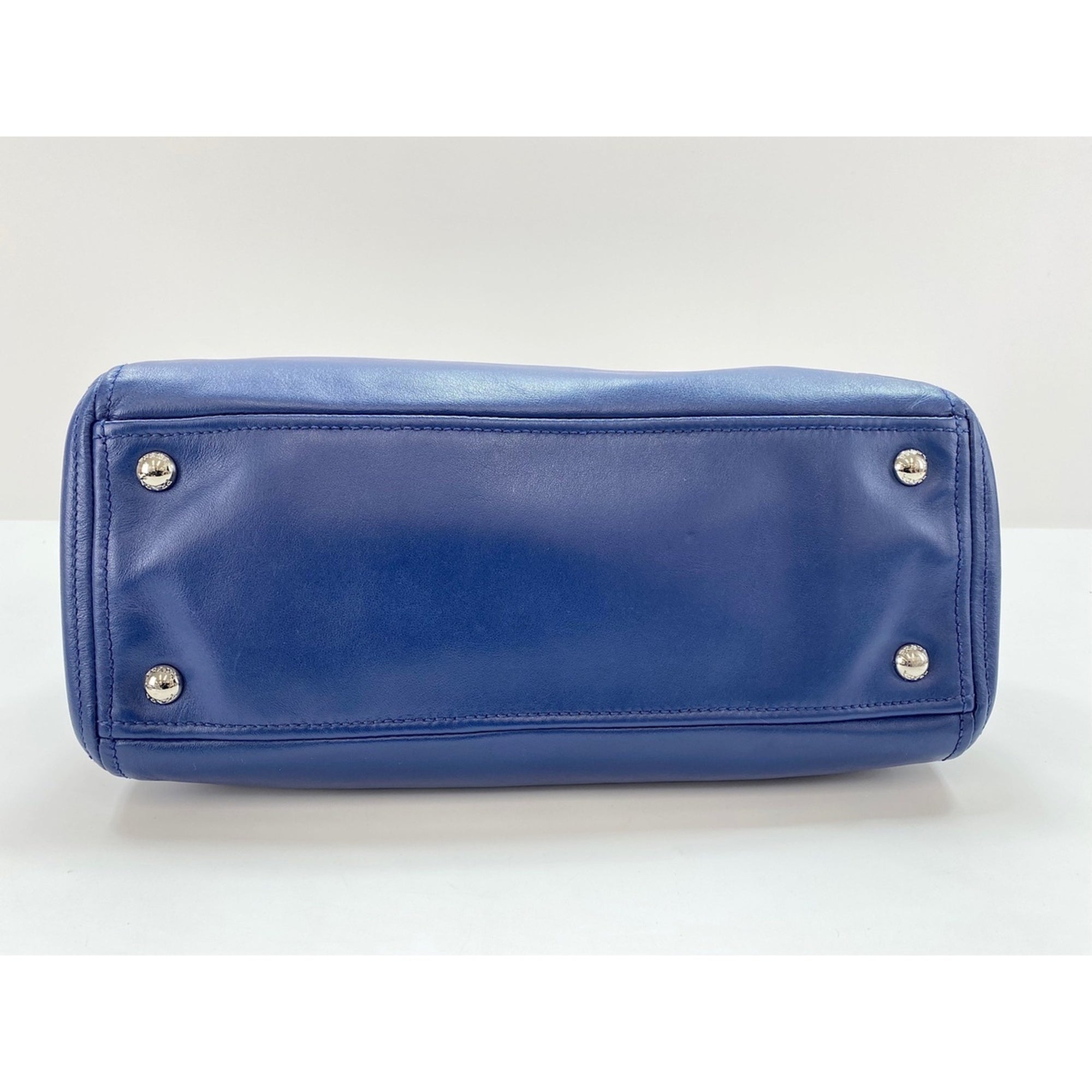 Prada Blue Handbag (Pre-Owned)
