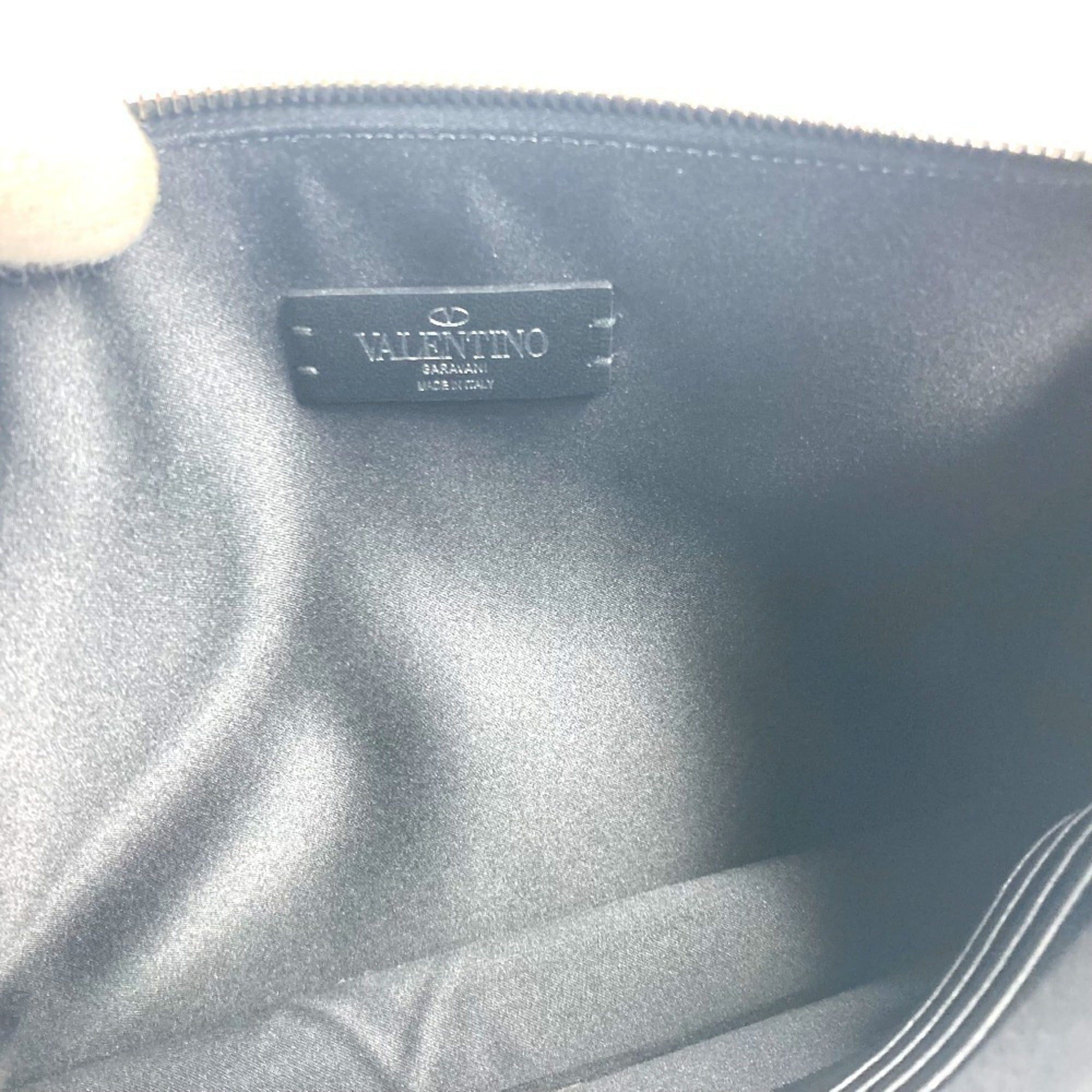 Valentino Garavani Red Color White Leather Pouch (Pre-Owned)