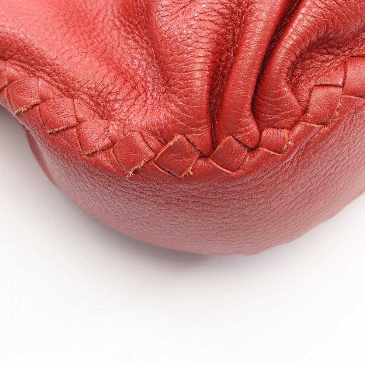 Bottega Veneta Red Color Leather Handbag (Pre-Owned)