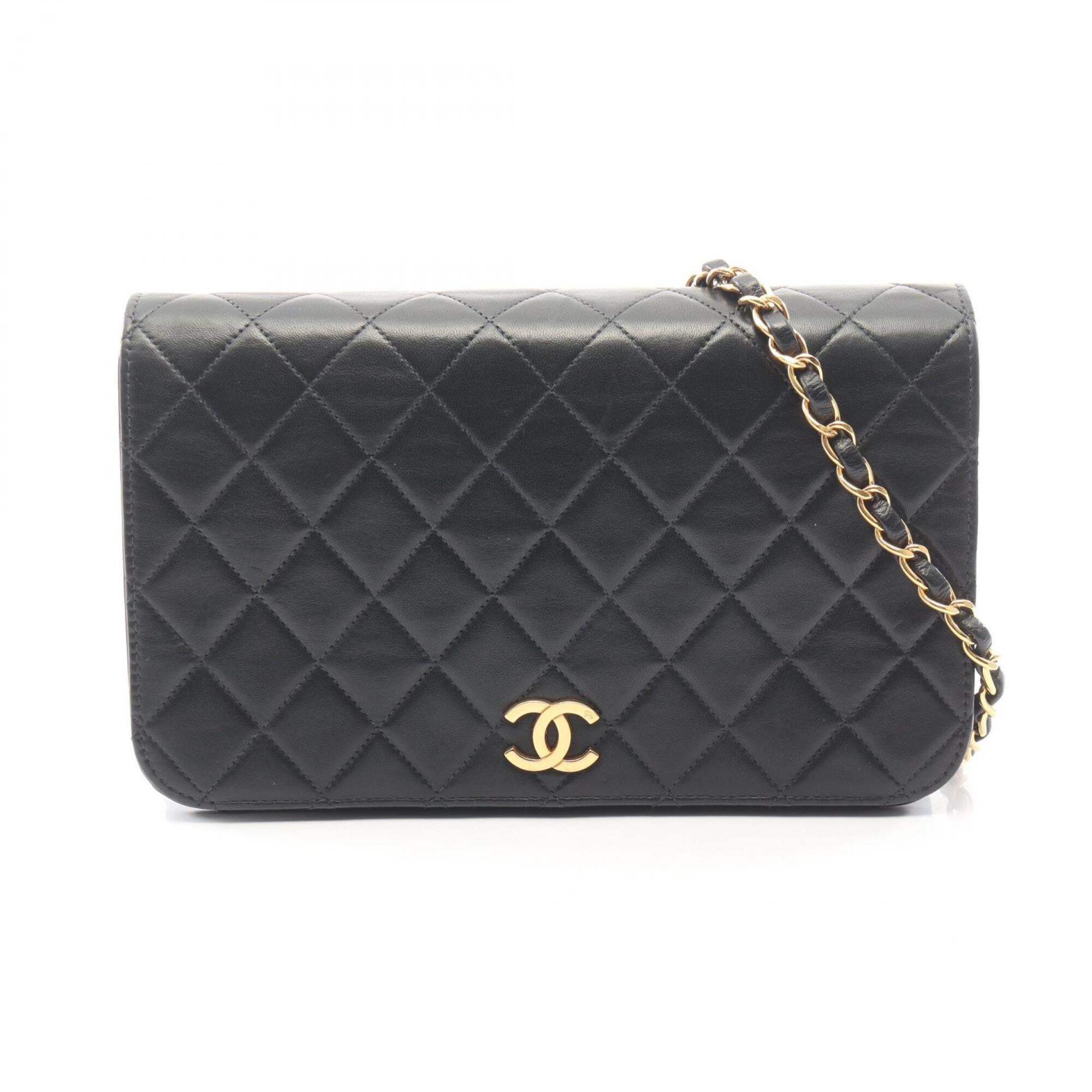 Chanel Matelasse Black Leather Handbag Shoulder Bag (Pre-Owned)