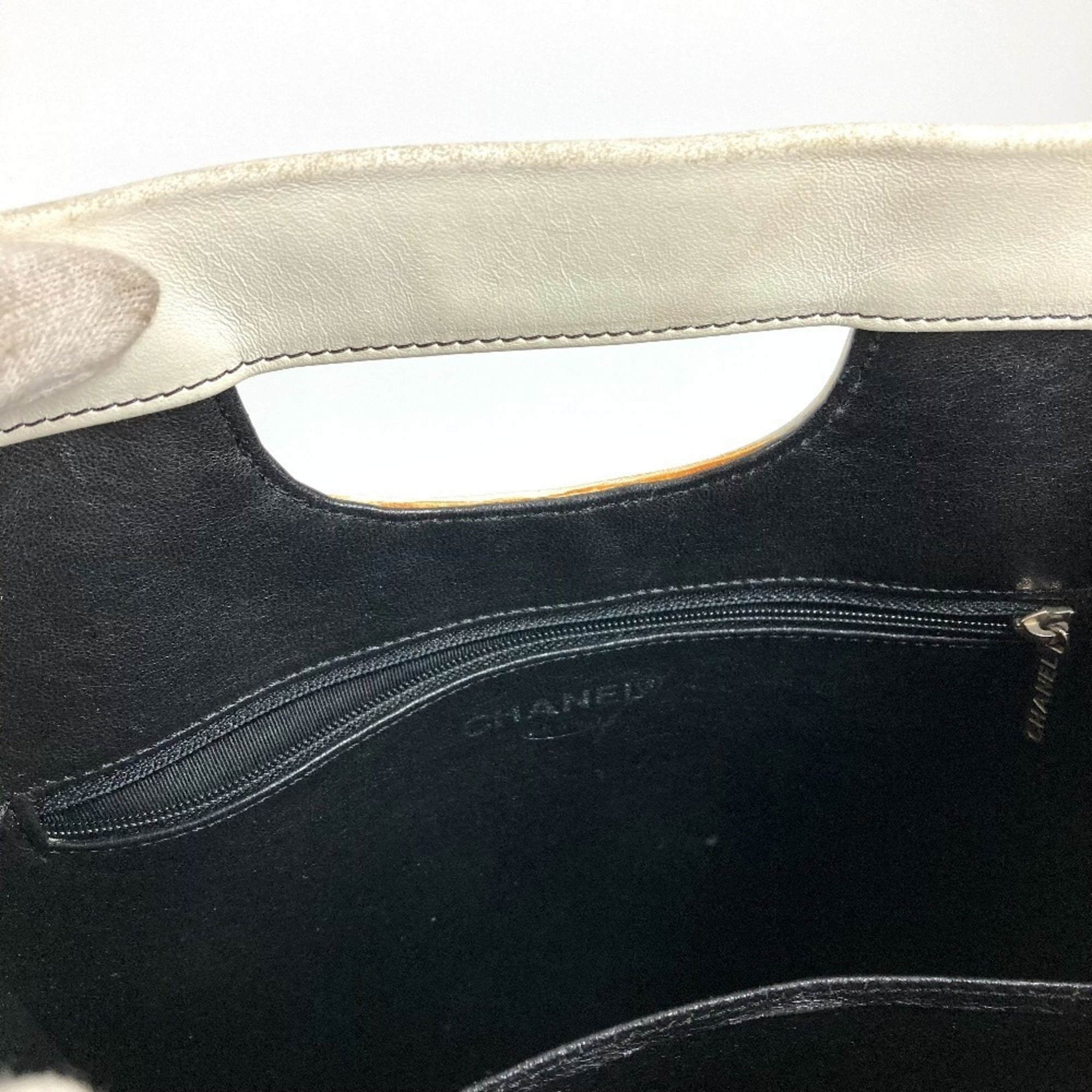 Chanel Chocolate Bar Black White Leather Shoulder Bag Tote Bag (Pre-Owned)