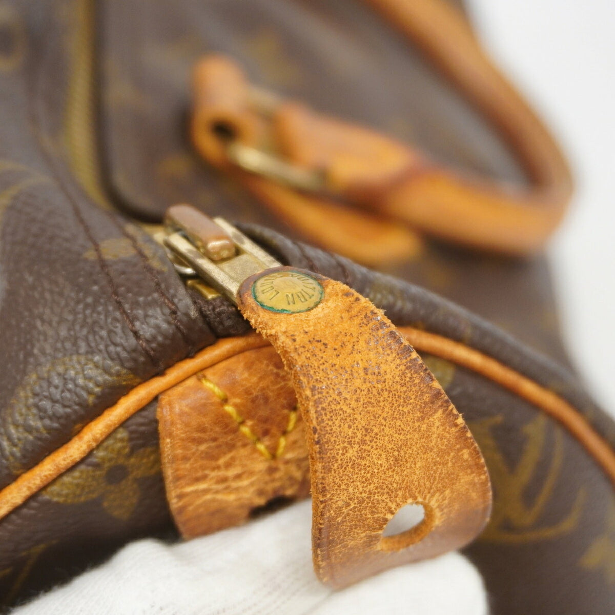 Louis Vuitton Brown Handbag (Pre-Owned)