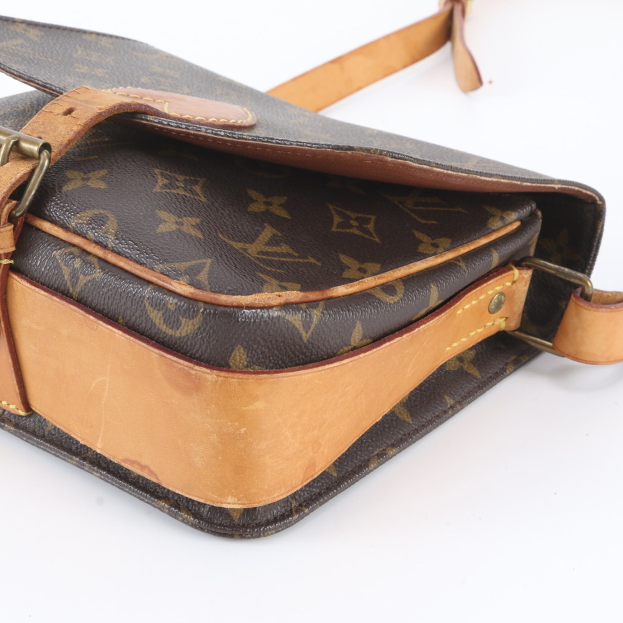 Louis Vuitton Brown Leather Coated Canvas Shoulder Bag (Pre-Owned)