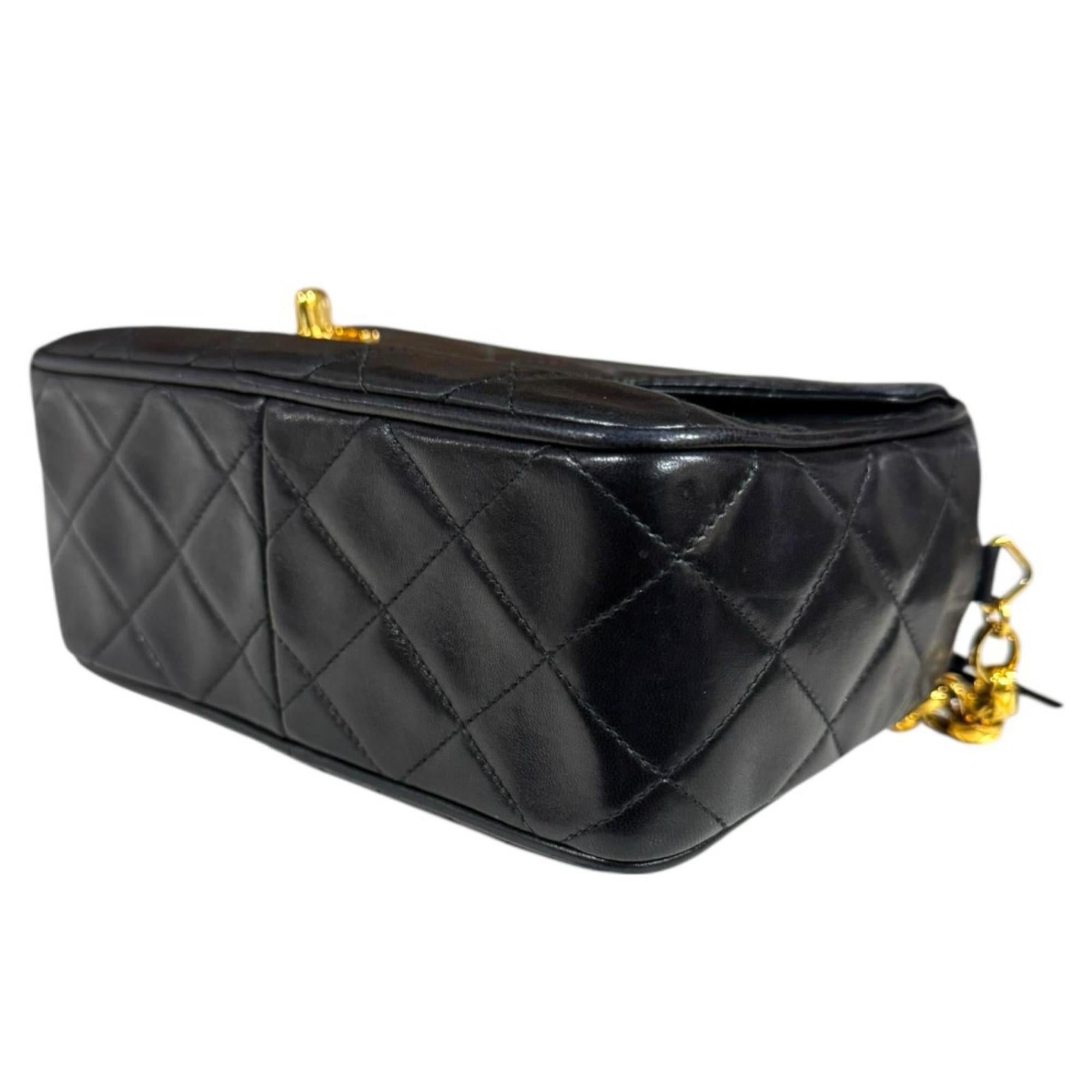 Chanel Matelasse Black Suede Shoulder Bag (Pre-Owned)
