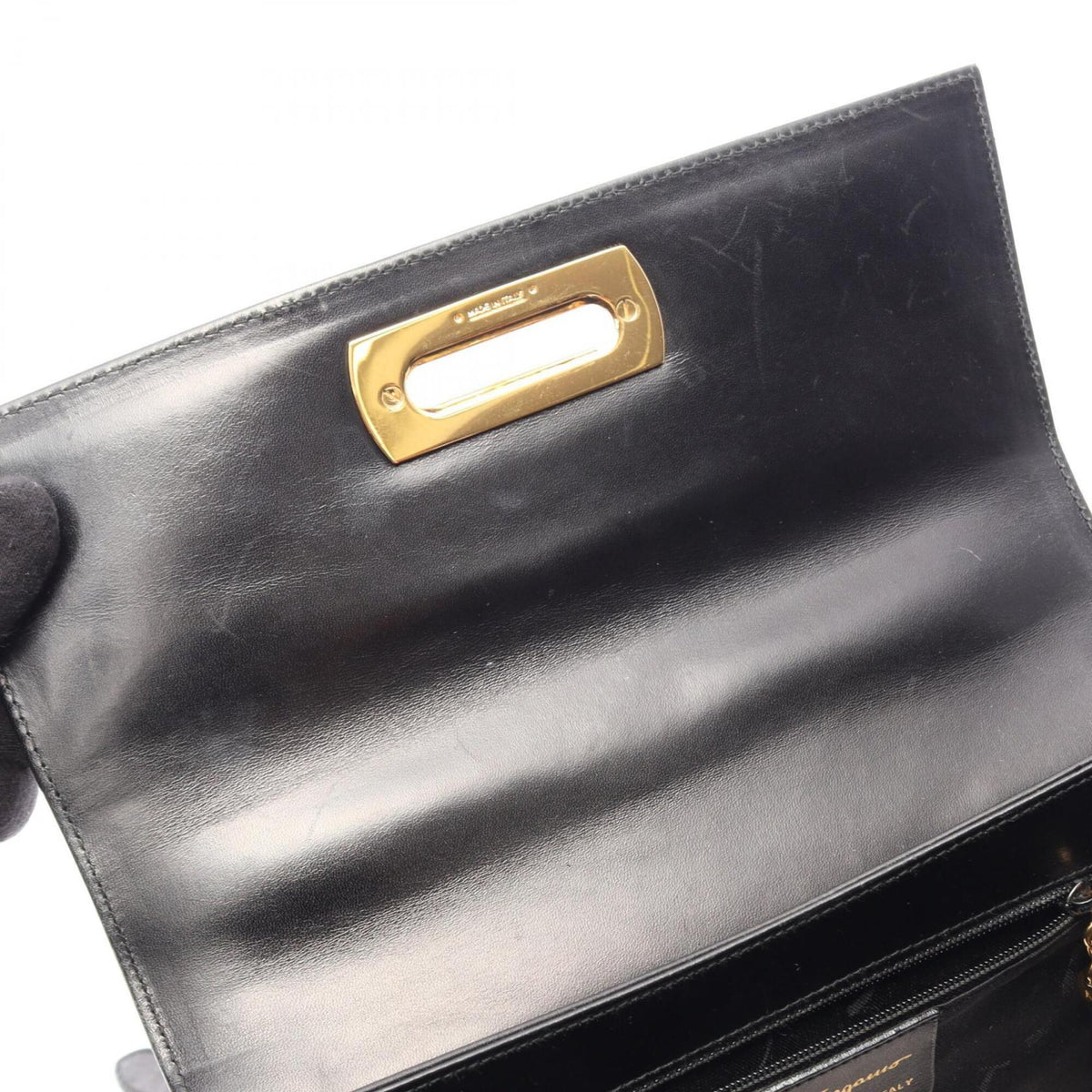 Salvatore Ferragamo Black Leather Handbag (Pre-Owned)