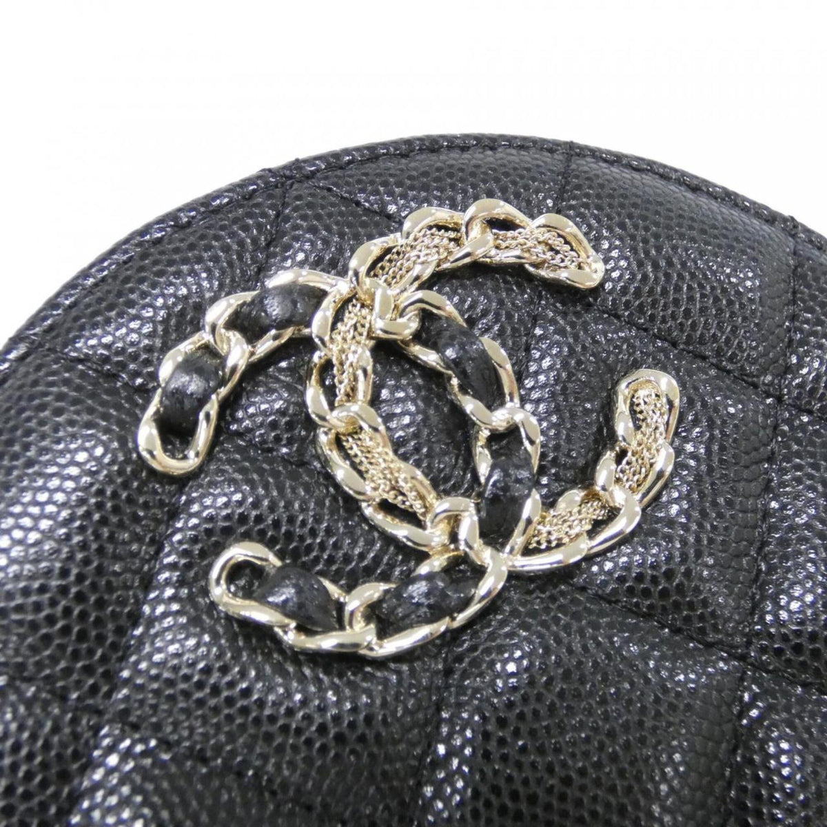 Chanel Black Grained Calfskin Shoulder Bag (Pre-Owned)