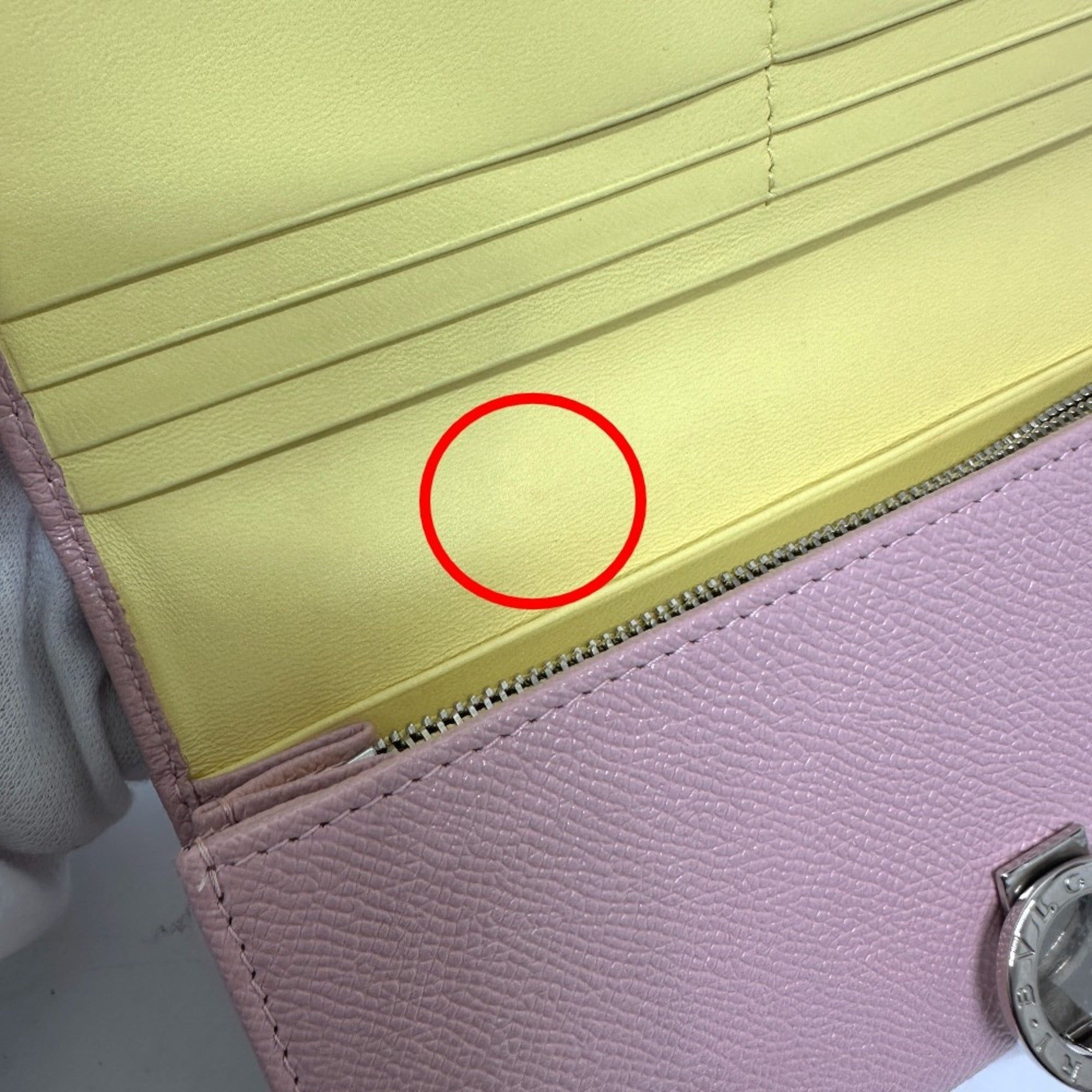 Bvlgari Pink Leather Coin Purse/Coin Case (Pre-Owned)