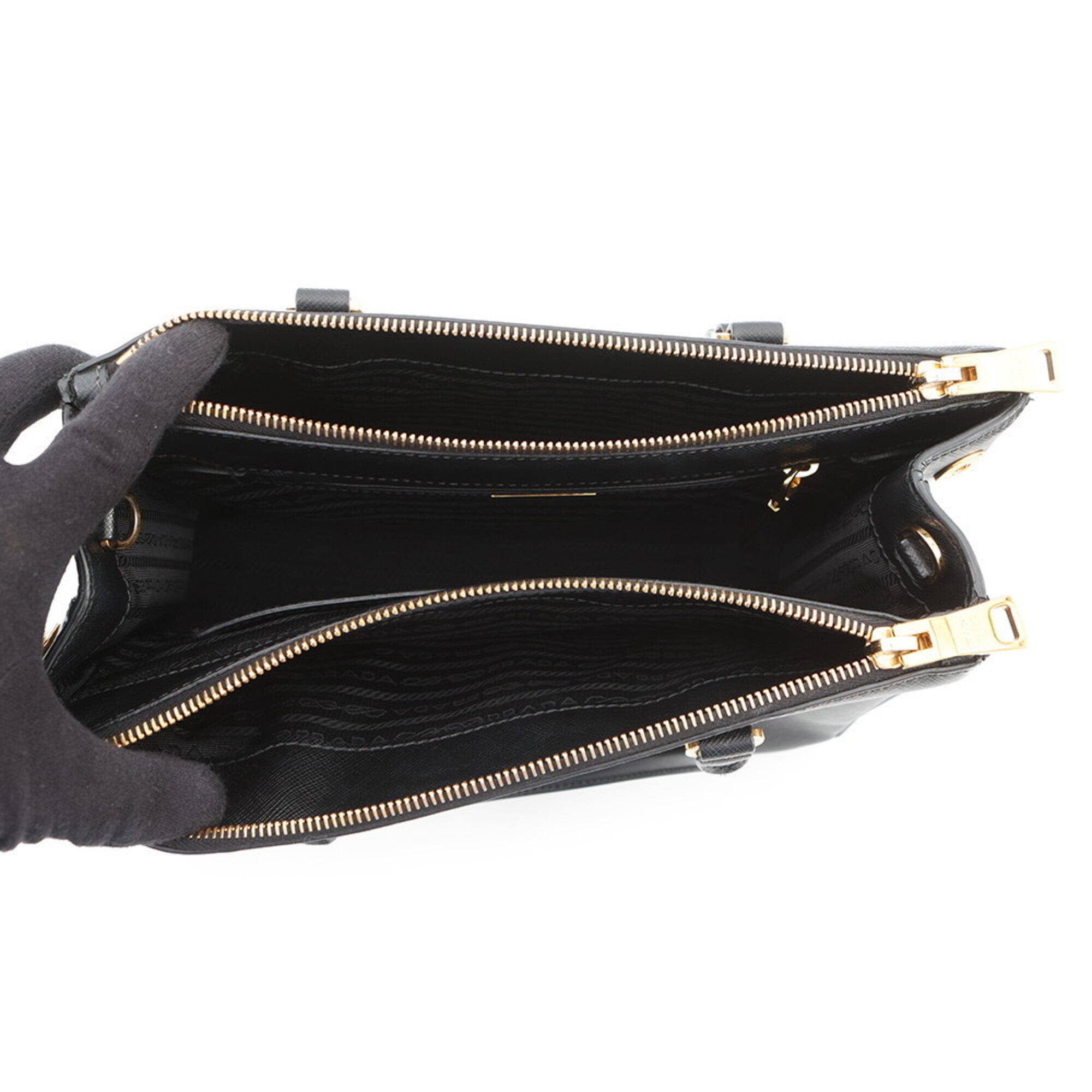 Prada Black Leather Handbag Shoulder Bag (Pre-Owned)