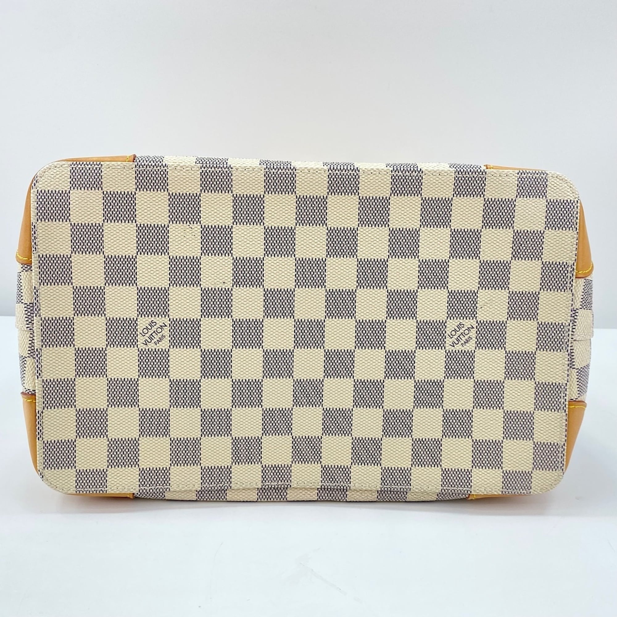 Louis Vuitton Damier Azur White Tote Bag (Pre-Owned)