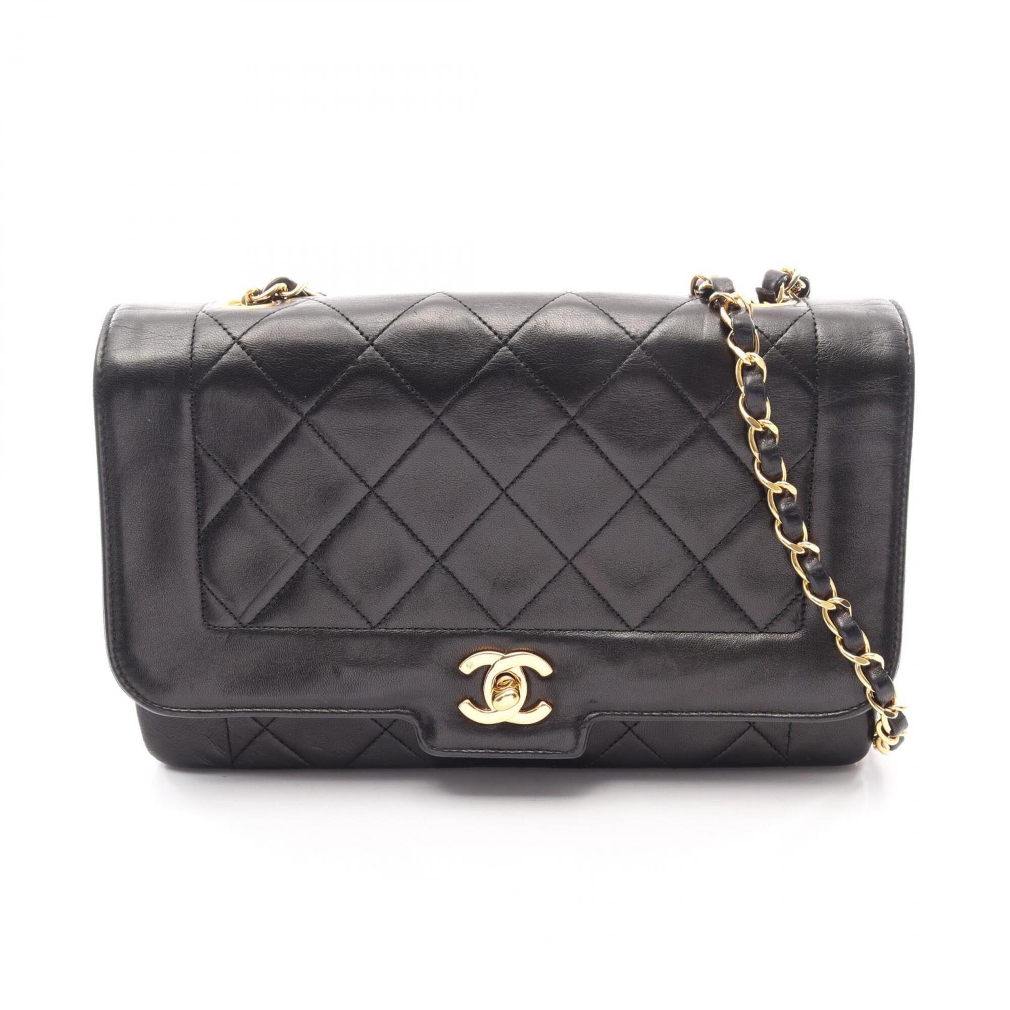 Chanel Black Leather Handbag Shoulder Bag (Pre-Owned)