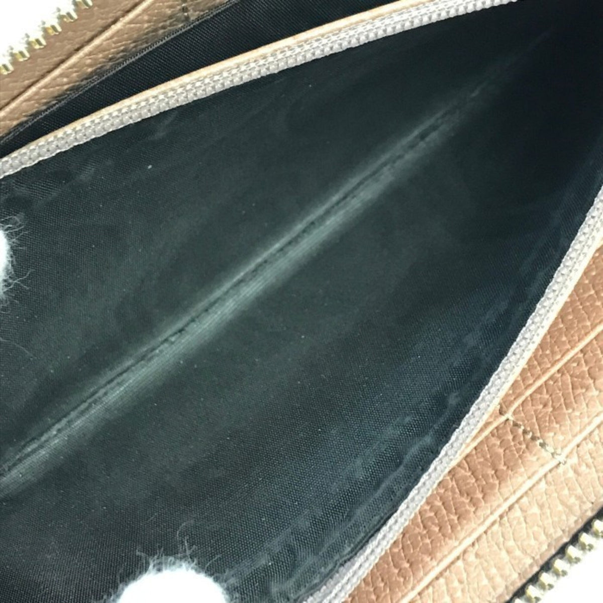 Gucci Pink Beige Gg Canvas Long Wallet (Bi-Fold) (Pre-Owned)