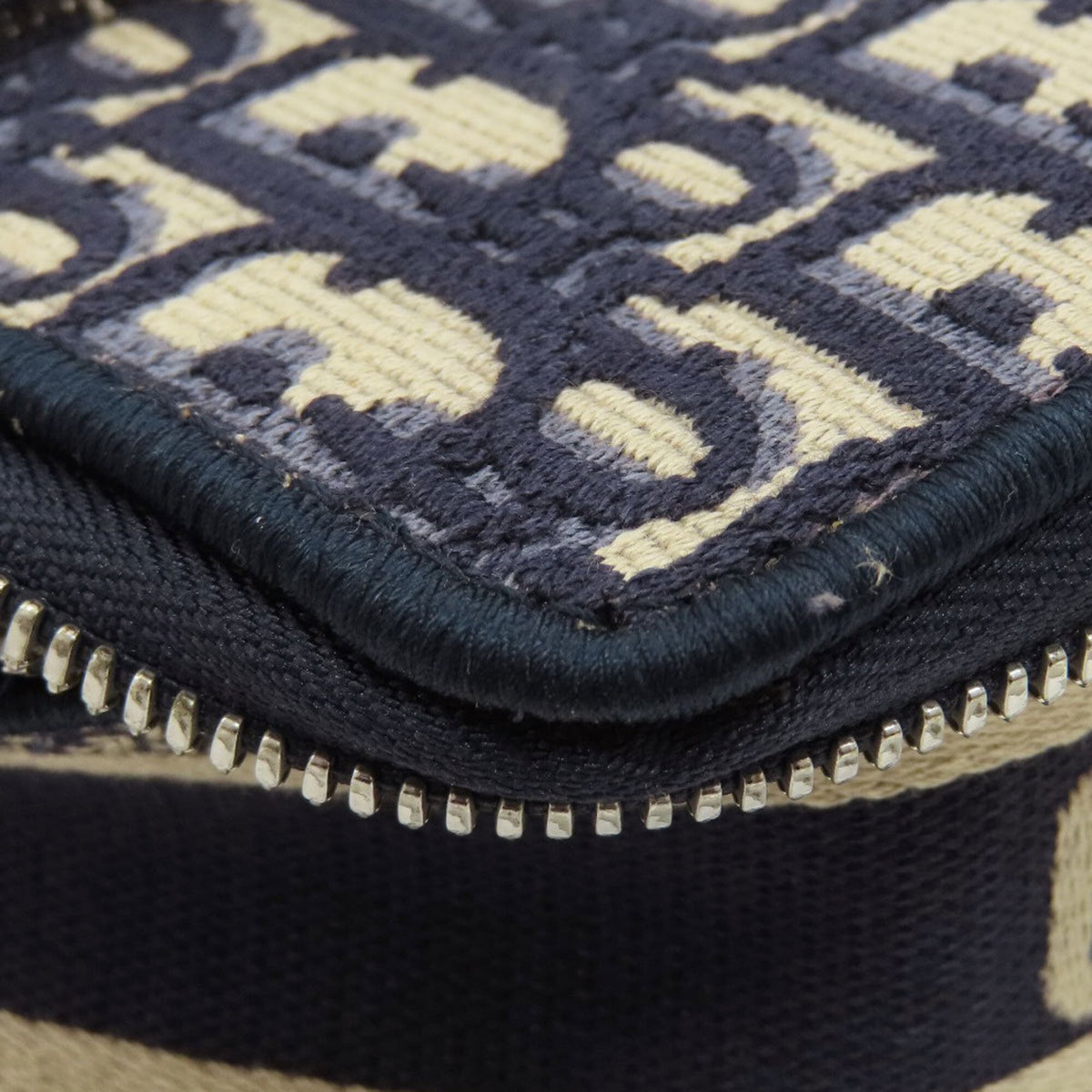 Christian Dior Navy Canvas Handbag (Pre-Owned)