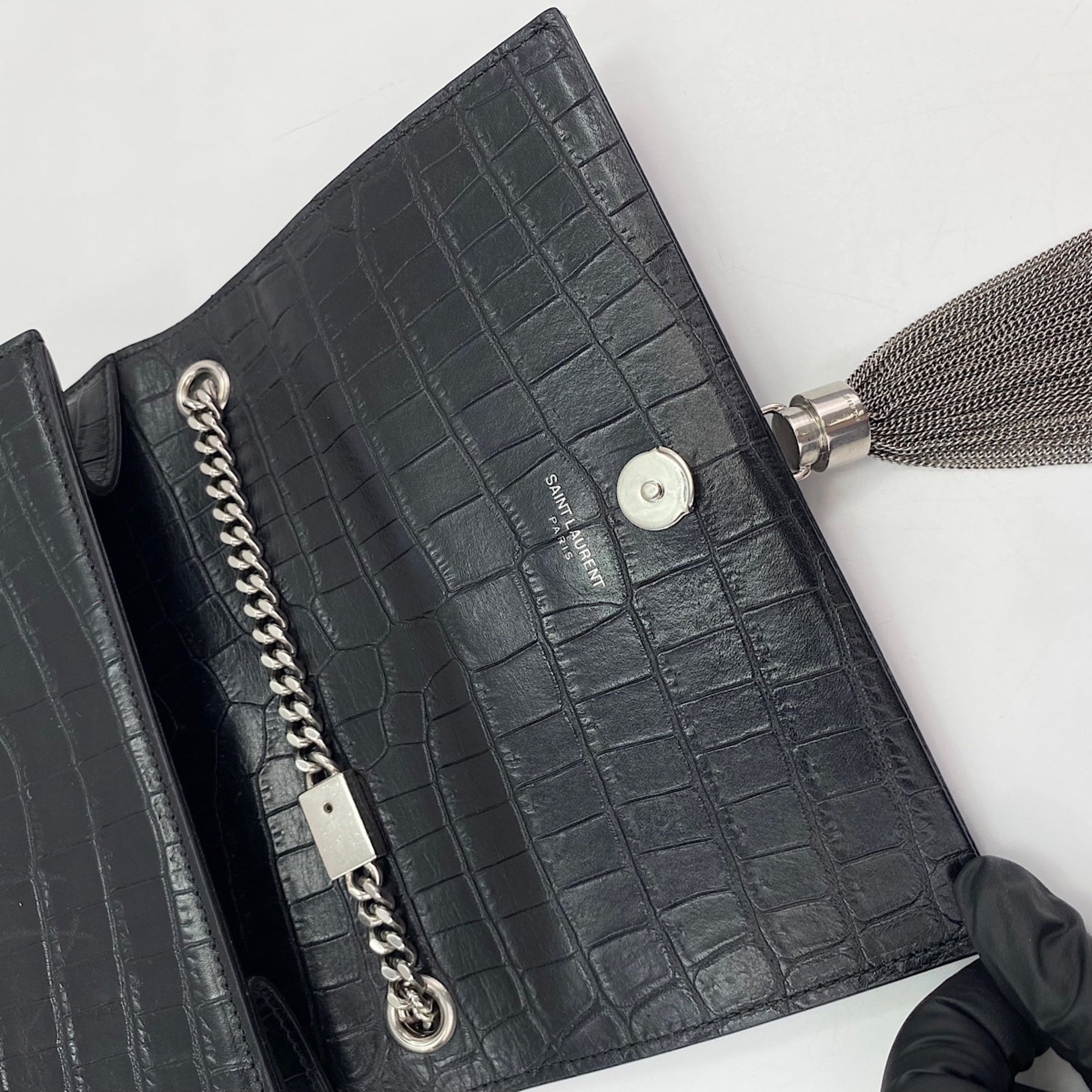 Yves Saint Laurent Black Shoulder Bag (Pre-Owned)
