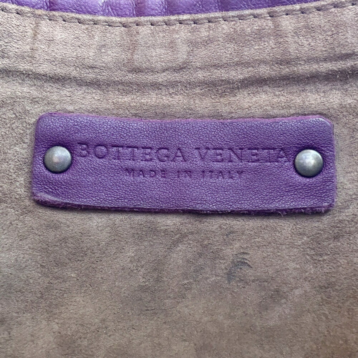 Bottega Veneta Purple Leather Pochette Shoulder Bag (Pre-Owned)