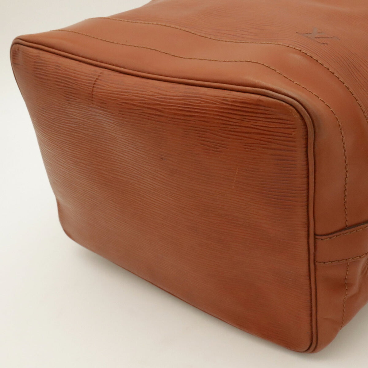Louis Vuitton Kenyan Brown Epi Leather Shoulder Bag (Pre-Owned)