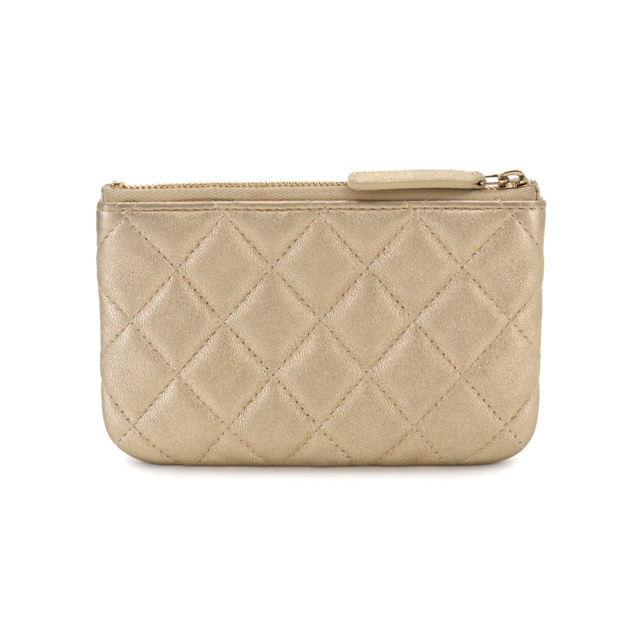 Chanel Matelasse Gold Leather Handbag Pouch (Pre-Owned)