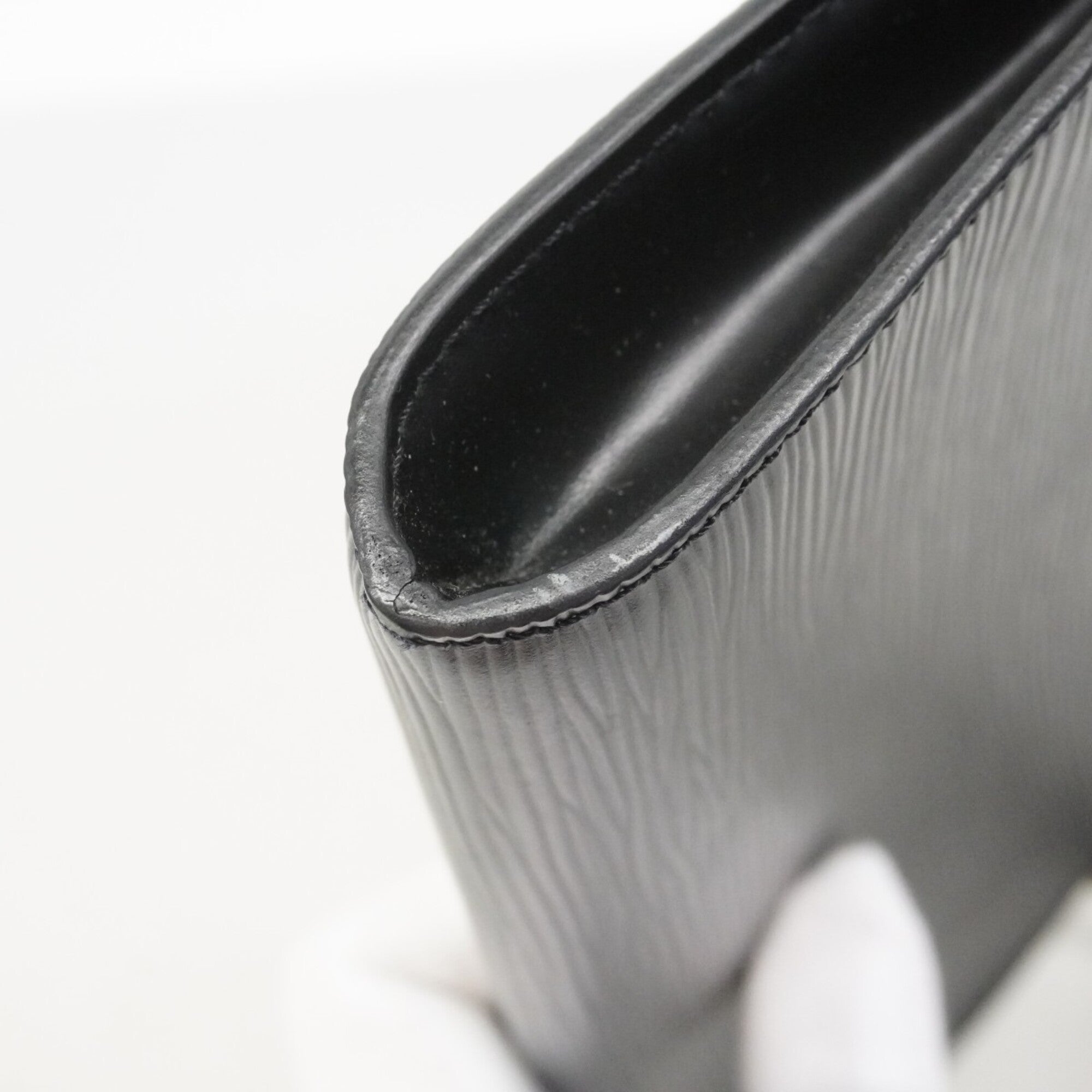 Louis Vuitton Noir Pouch (Pre-Owned)