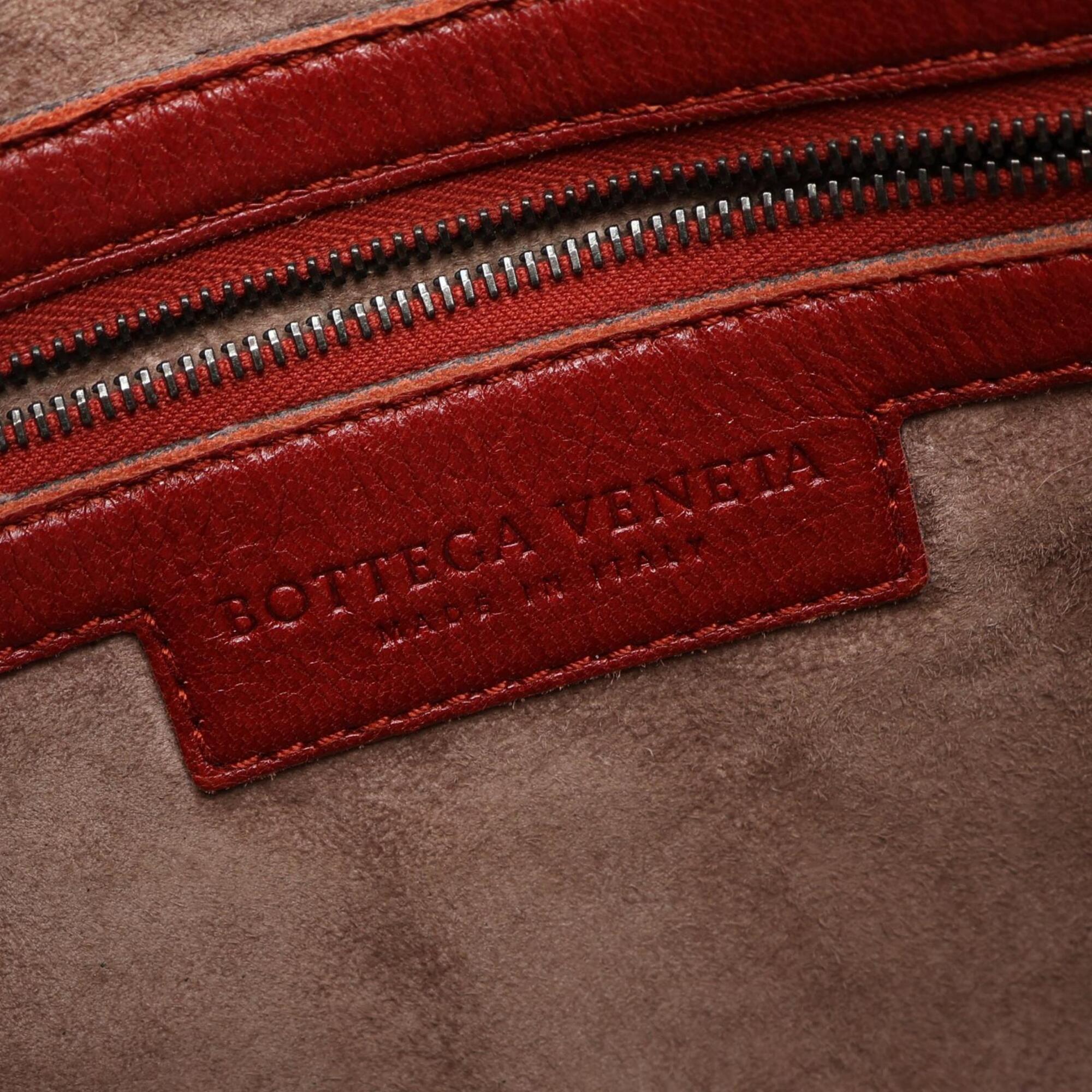 Bottega Veneta Bordeaux Leather Handbag (Pre-Owned)