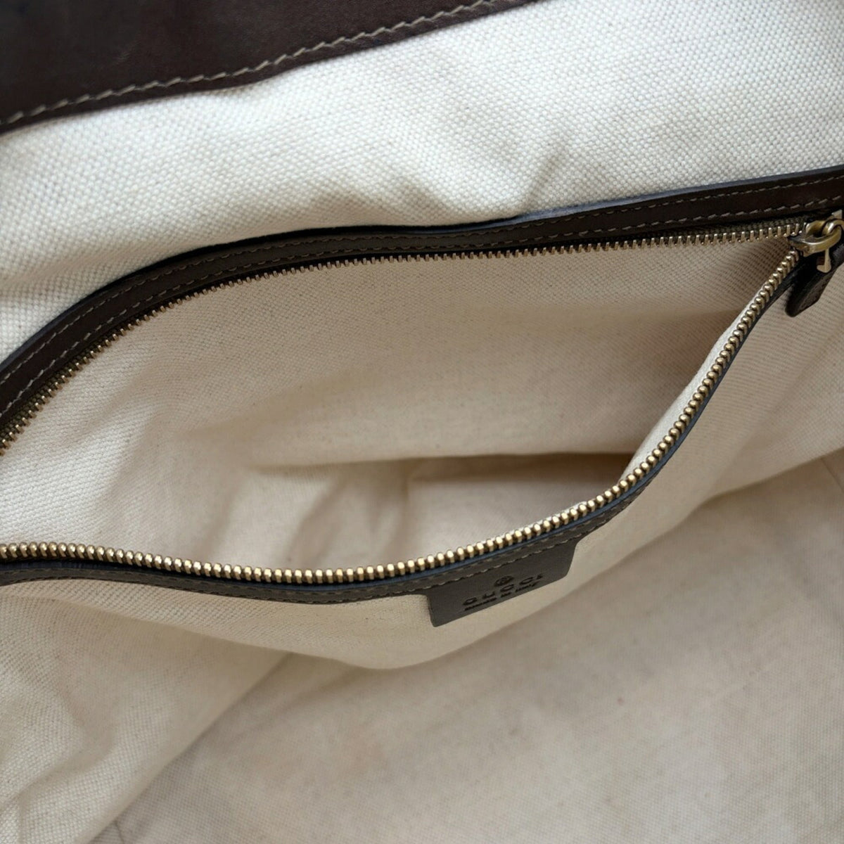 Gucci Bronze Leather Shoulder Bag (Pre-Owned)